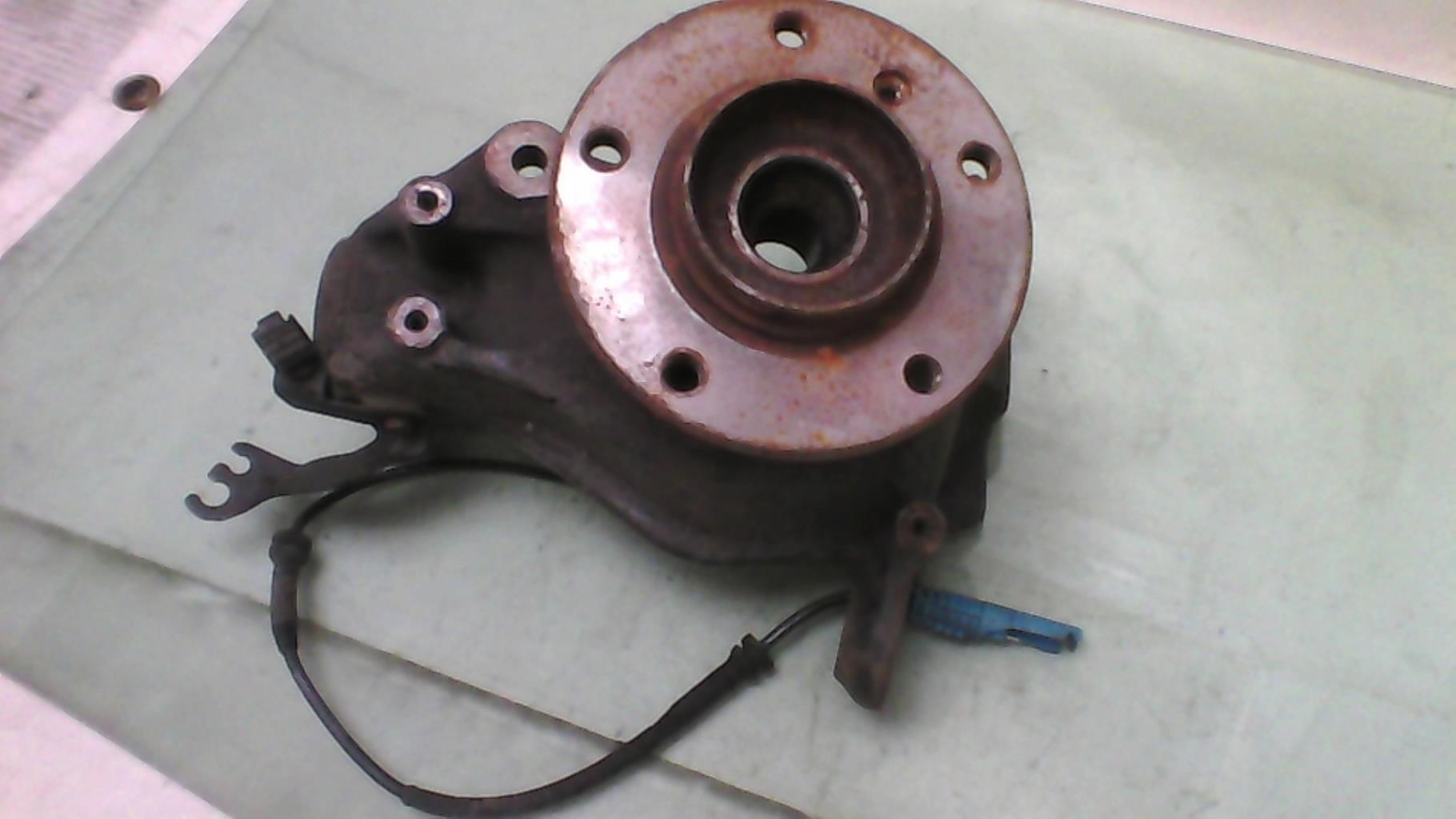 Fuso a snodo anteriore destro BMW X1 E84 PHASE 1 Diésel - 1