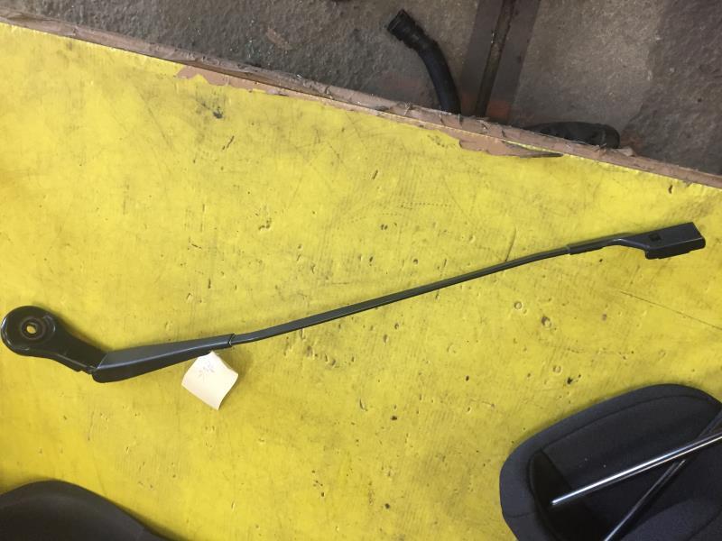 Braccio tergicristallo anteriore sinistro CITROEN C4 GRAND PICASSO 2 PHASE 2 Diésel - 1