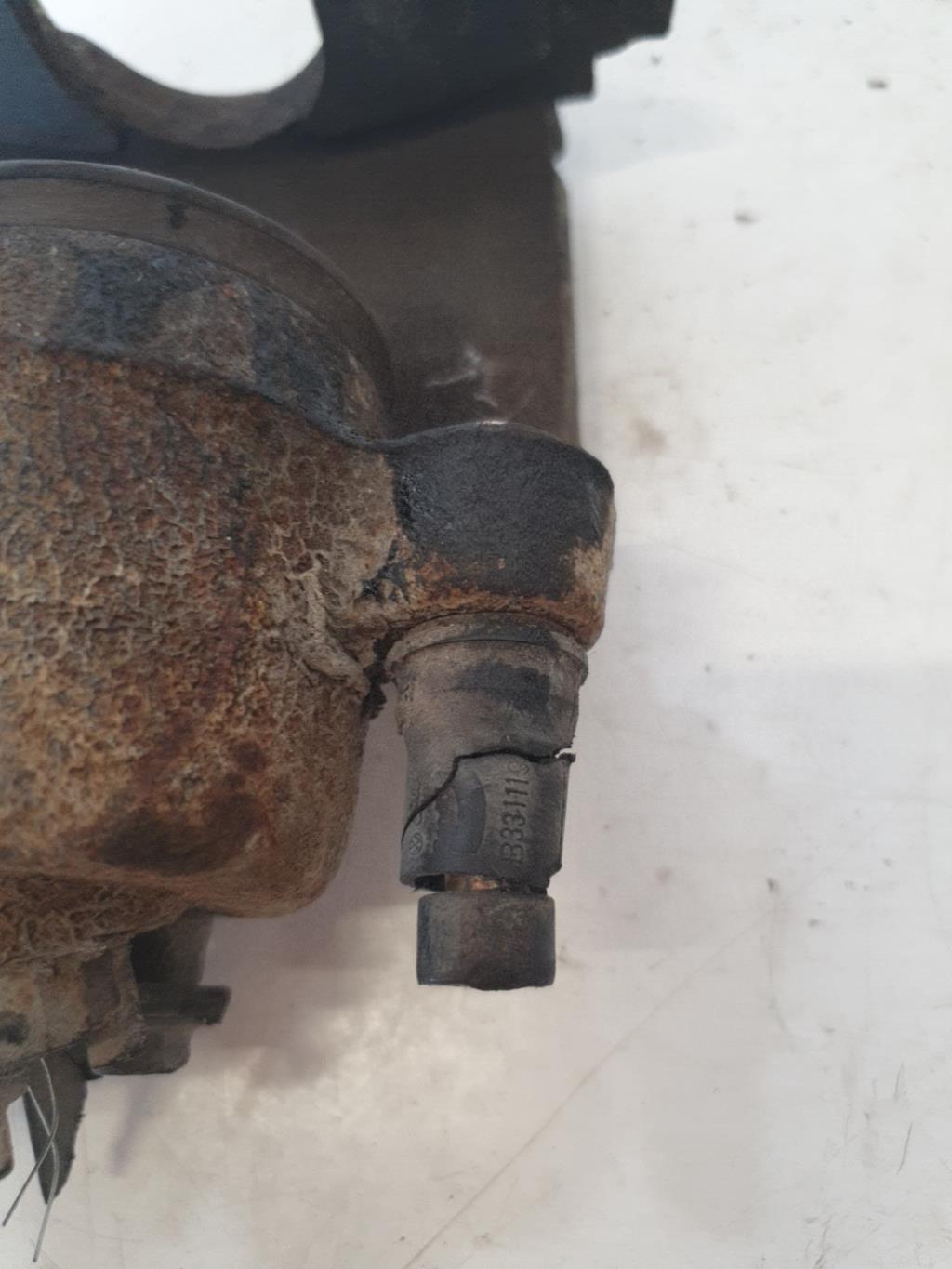 Pinza freni anteriore destra VOLKSWAGEN POLO 3 PHASE 2 Diésel - 1
