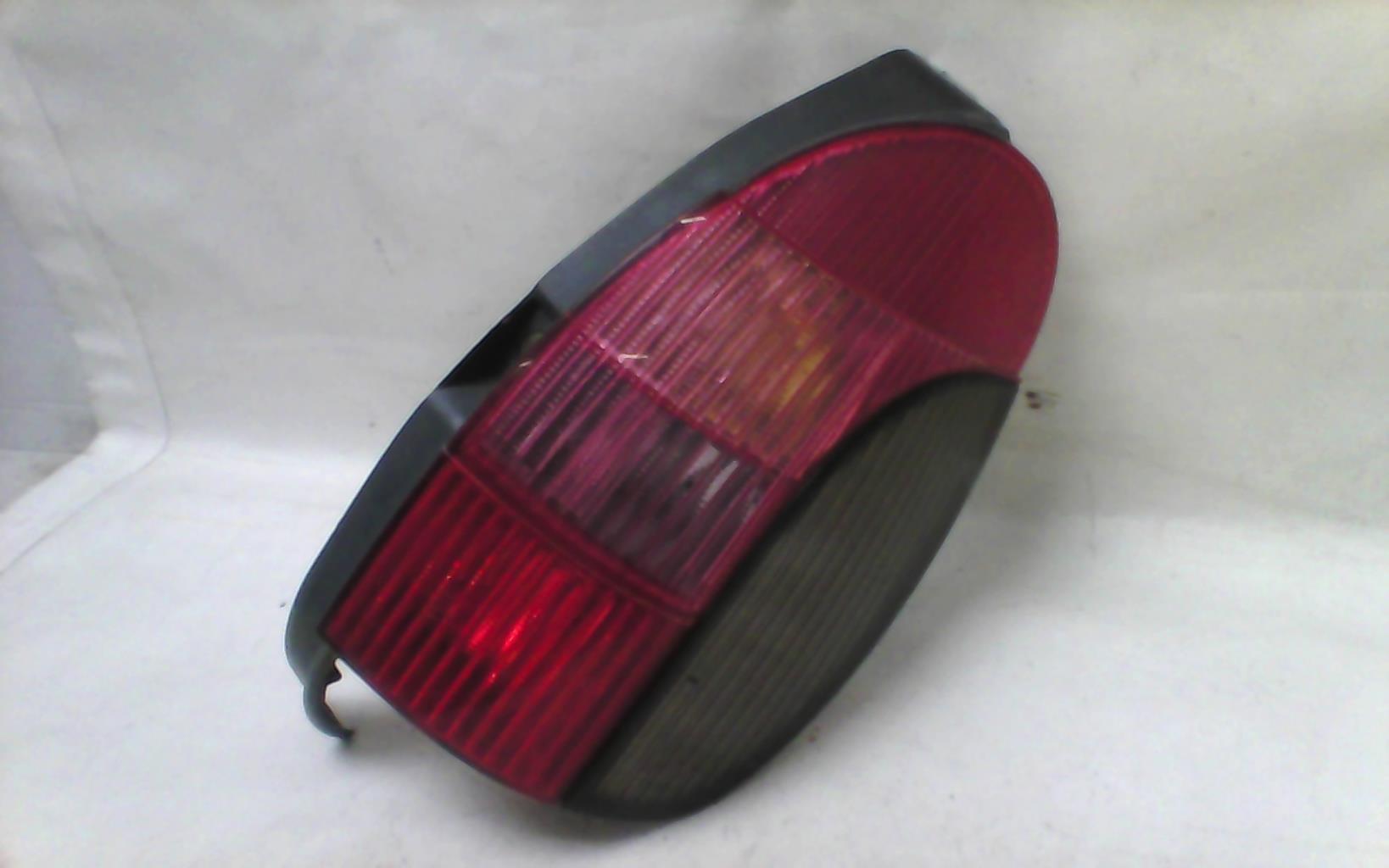 Fanale posteriore principale destro (luci) PEUGEOT 306 BREAK Diésel - 1