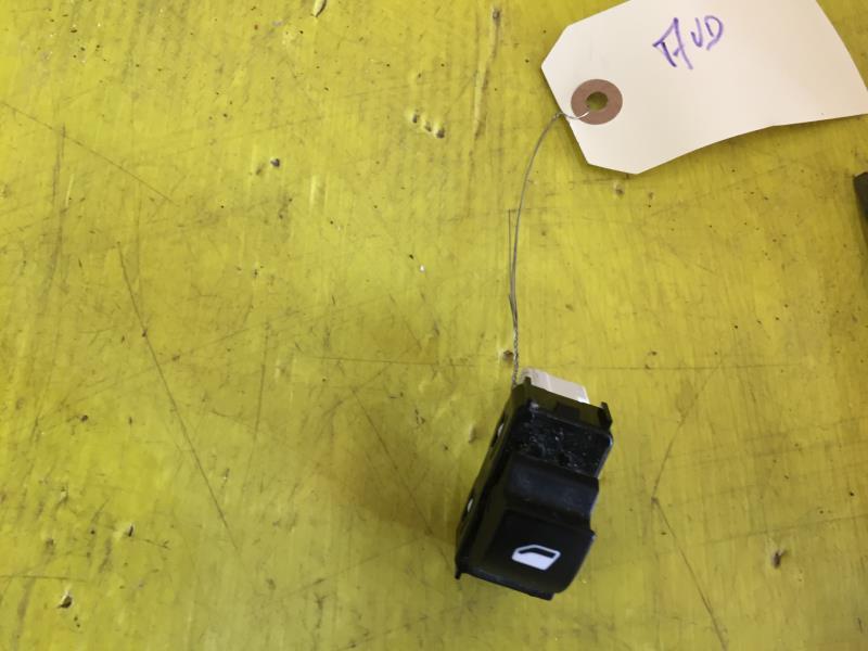 Interruttore lavacristalli anteriore destro CITROEN C4 GRAND PICASSO 2 PHASE 2 Diésel - 1