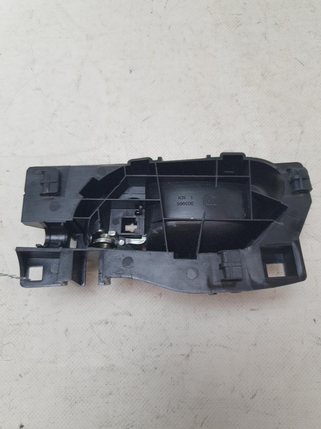 Maniglia interna anteriore destra PEUGEOT 208 1 PHASE 1 Diésel - 1