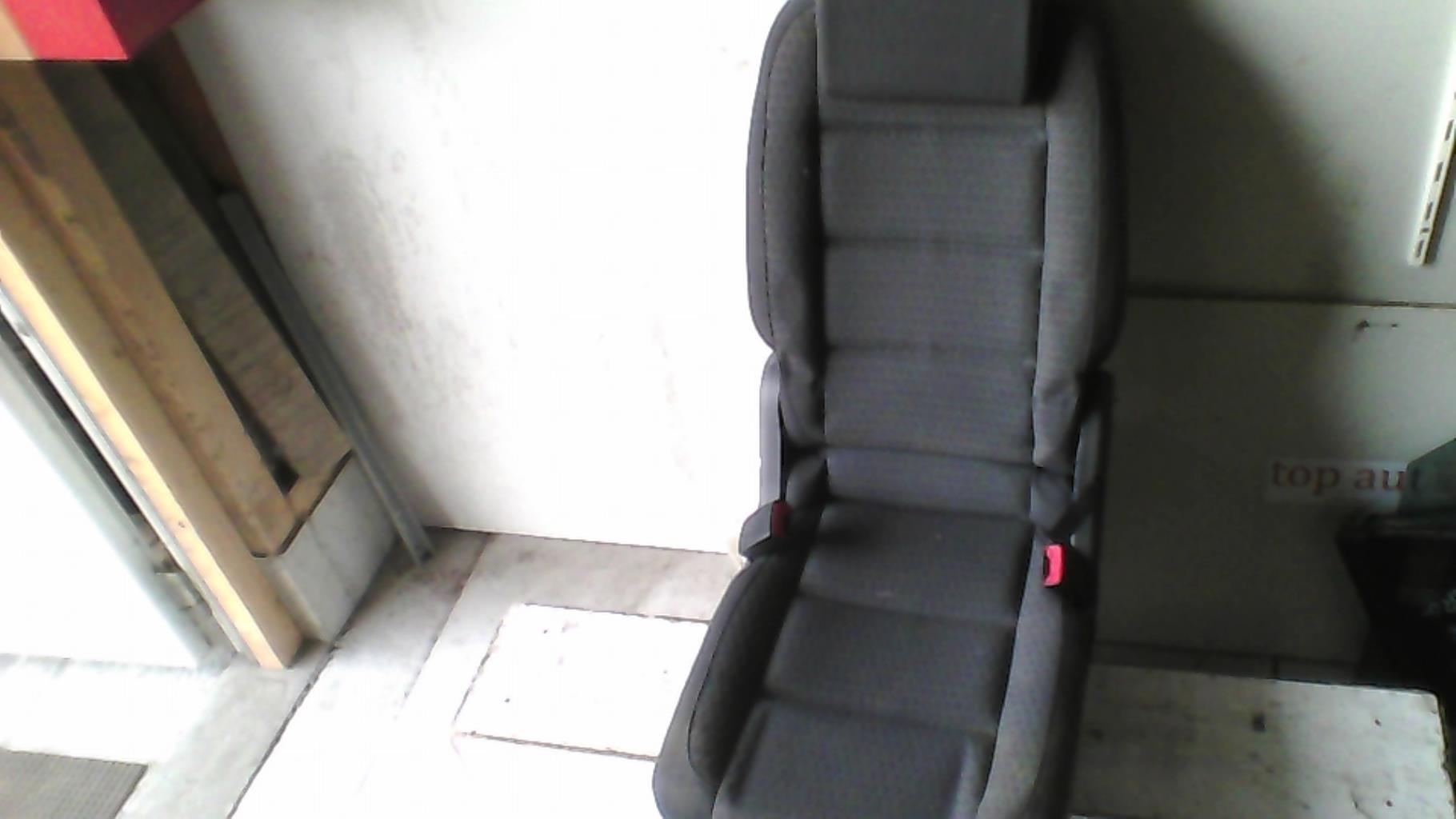 Sedile posteriore centrale VOLKSWAGEN TOURAN 1 PHASE 1 Diésel - 1