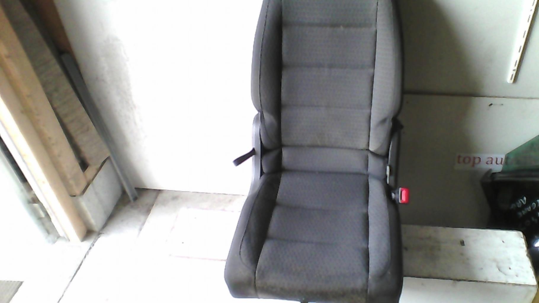 Sedile posteriore destro VOLKSWAGEN TOURAN 1 PHASE 1 Diésel - 1