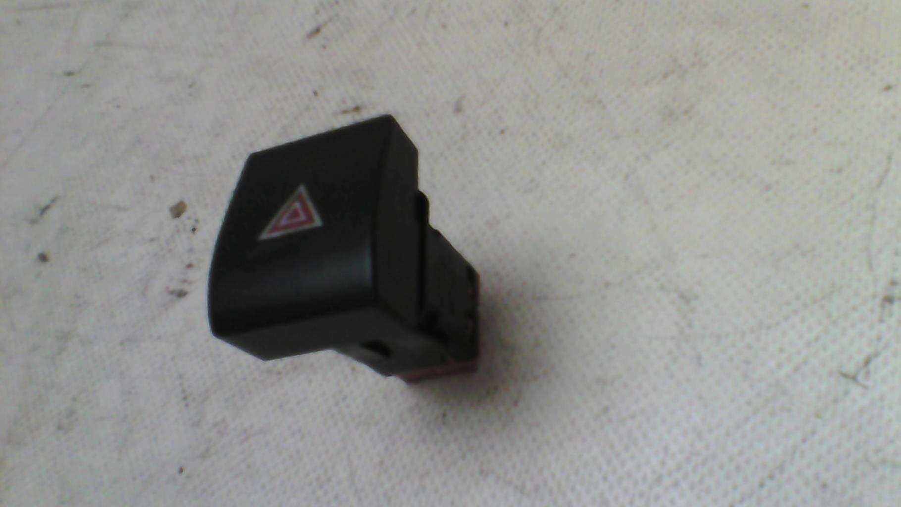 Interruttore luci emergenza PEUGEOT 3008 1 PHASE 1  - 1