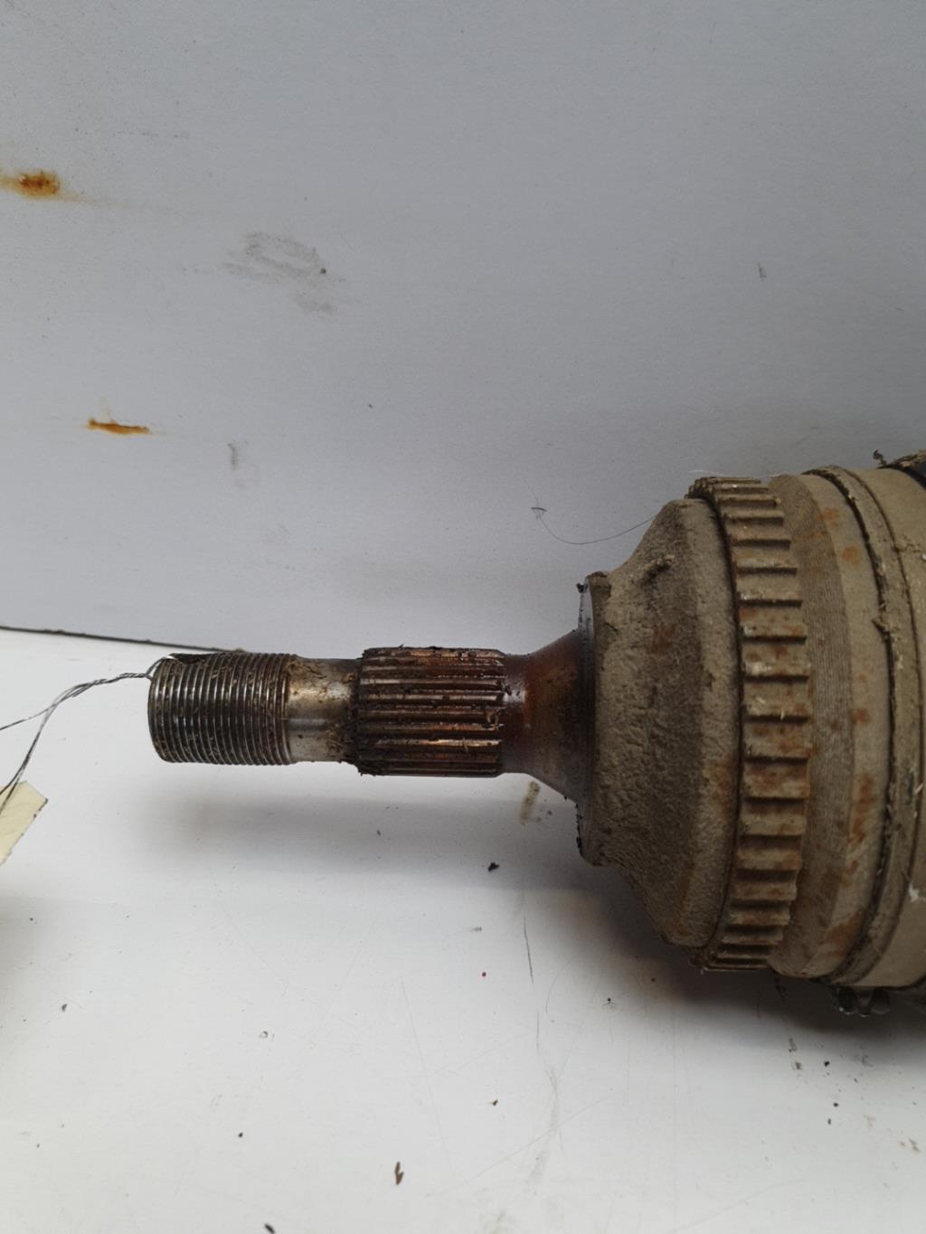 Giunto cardanico albero di trasmissione sinistro PEUGEOT 406 PHASE 2 BREAK Diésel - 1