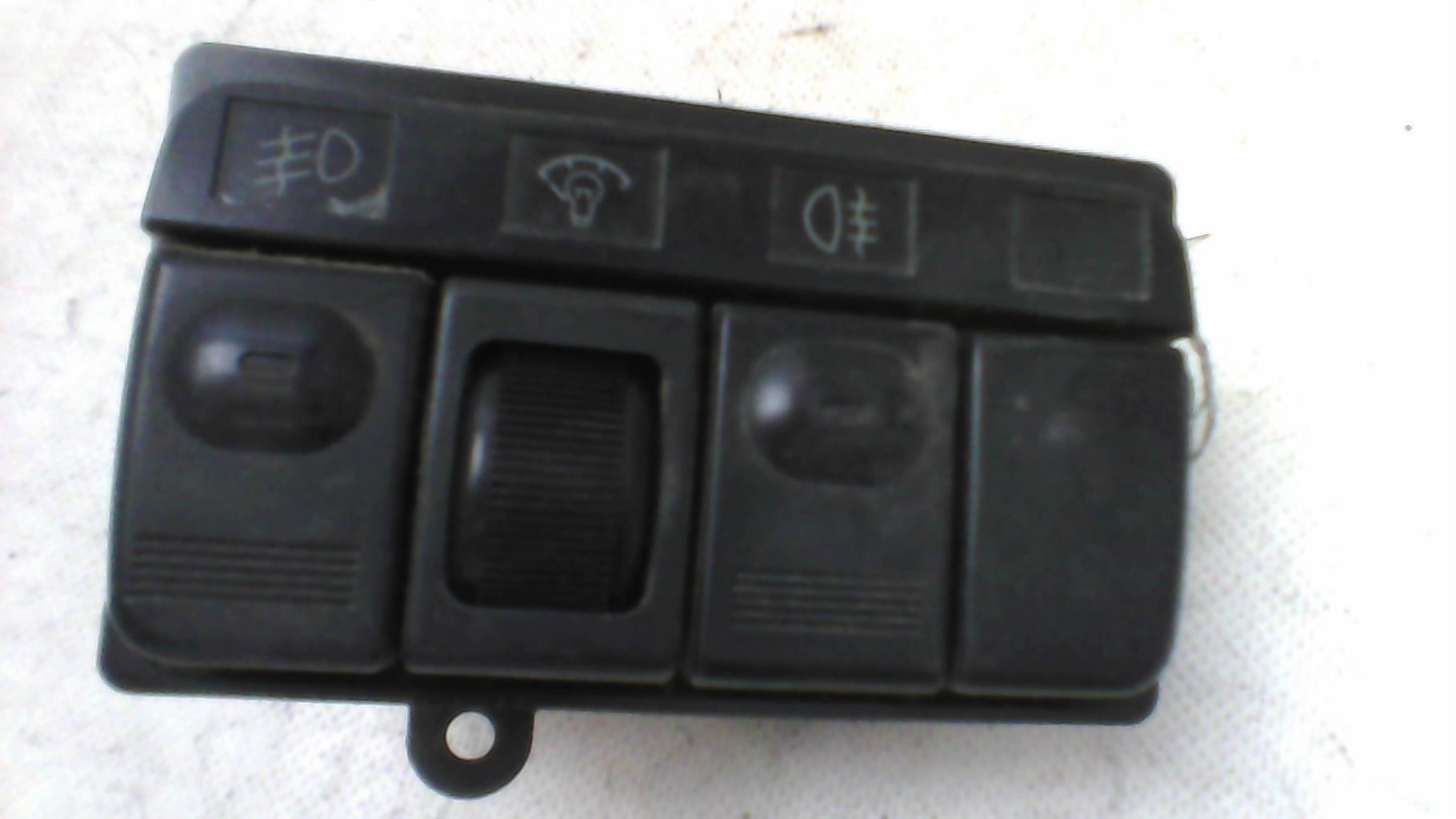 Commande de reglage eclairage tableau de bord MITSUBISHI SPACE RUNNER Diesel - 1