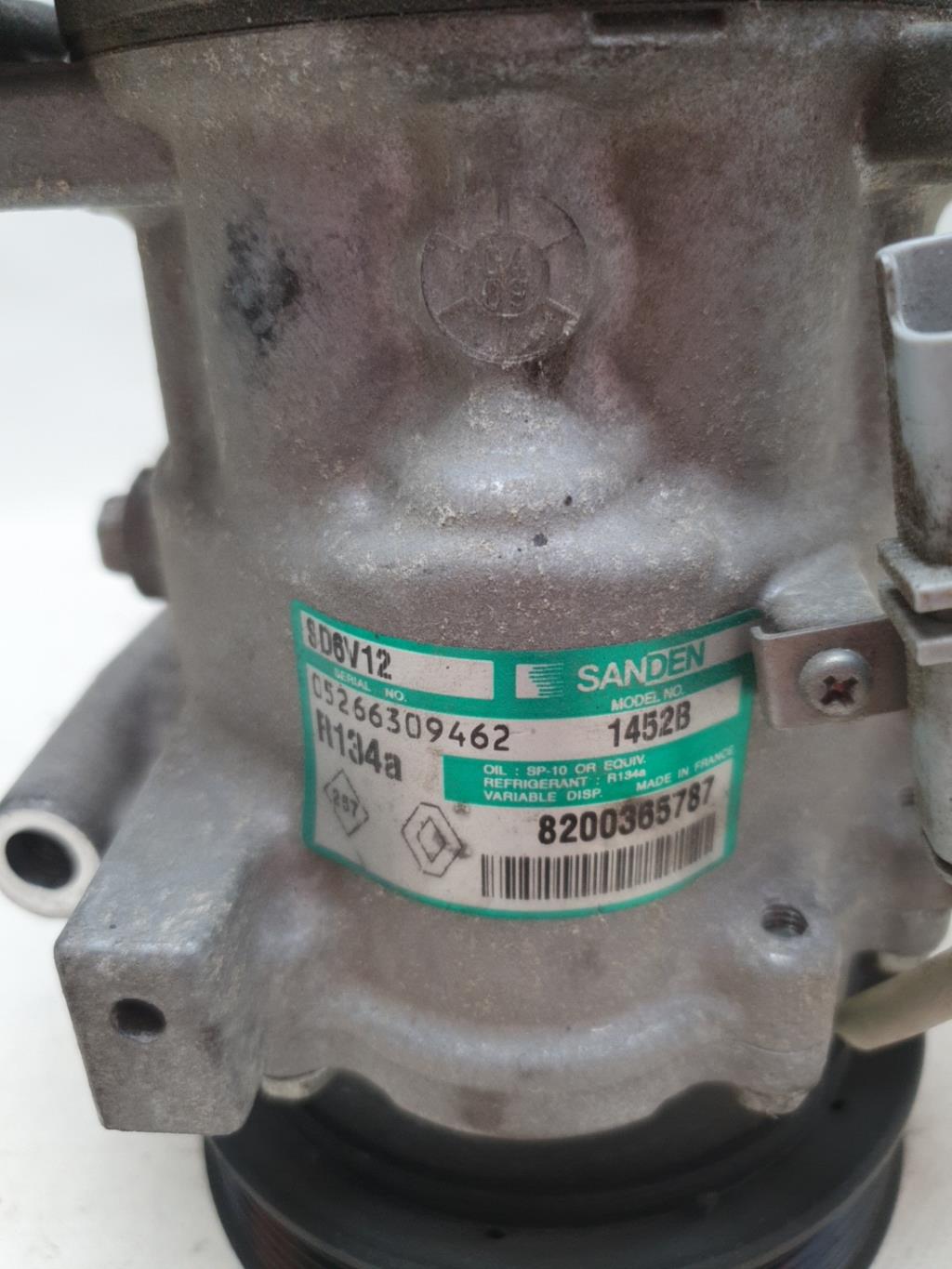Compresseur clim RENAULT MODUS PHASE 1 Essence - 1