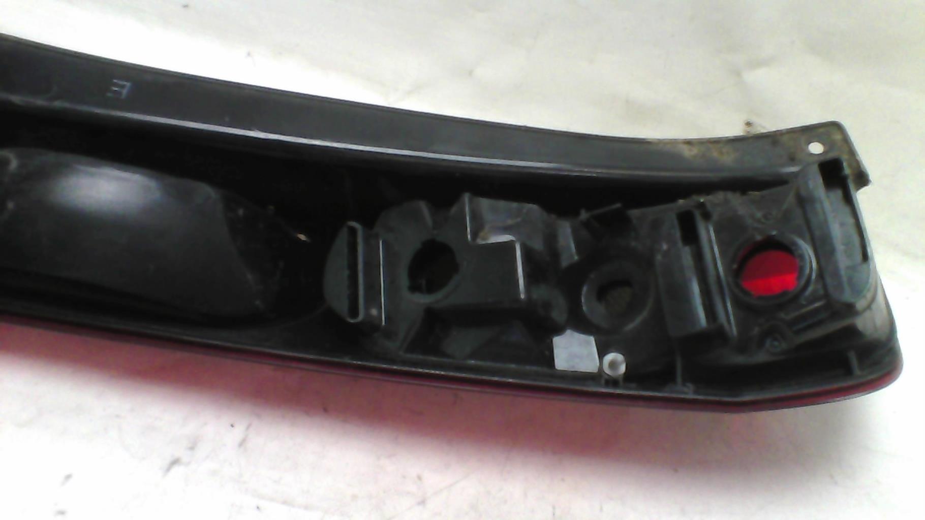Fanale posteriore principale destro (luci) FORD FIESTA 5 PHASE 2 Diésel - 1