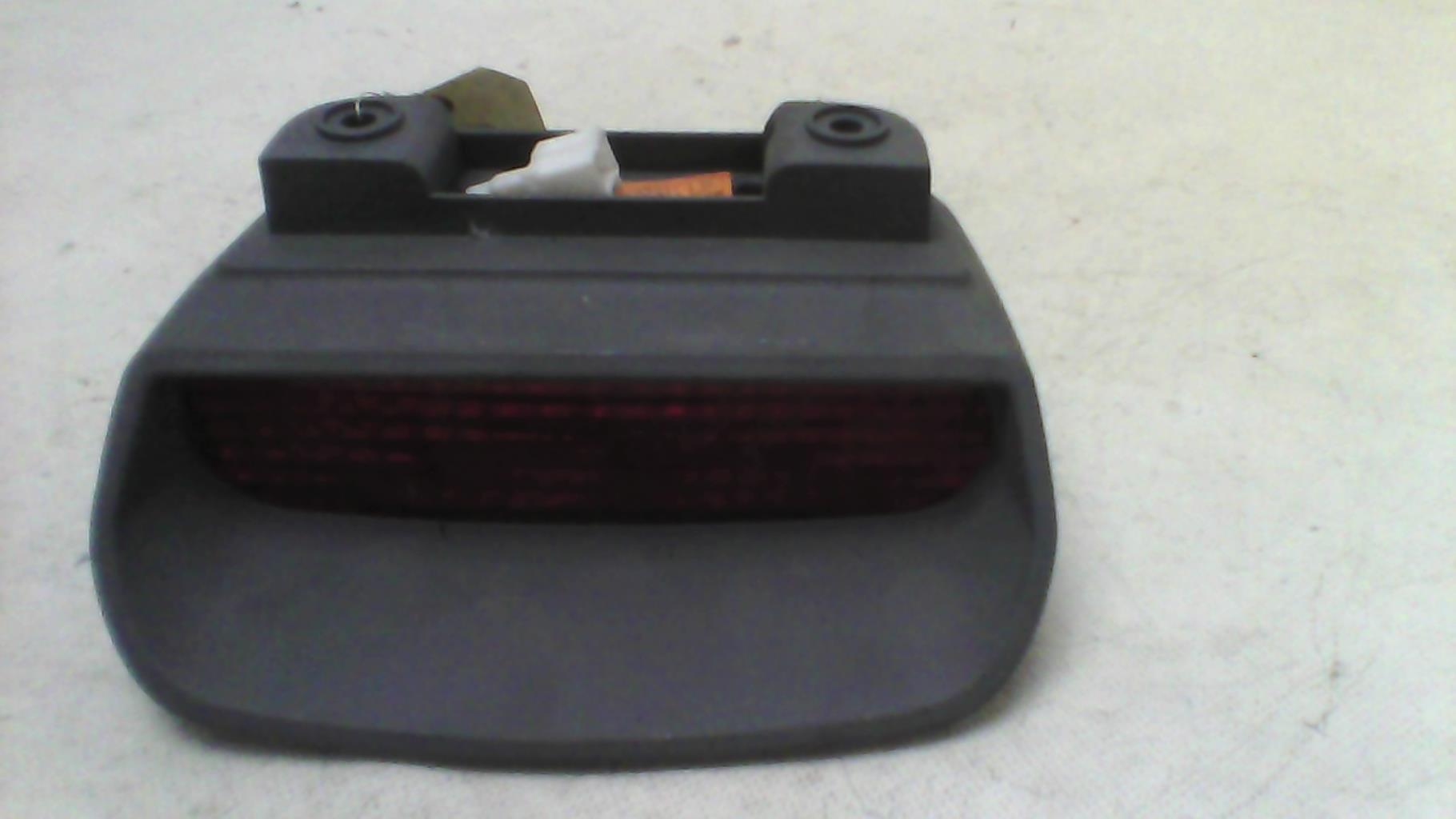 Feu arriere stop central HYUNDAI MATRIX PHASE 1 Diesel - 1
