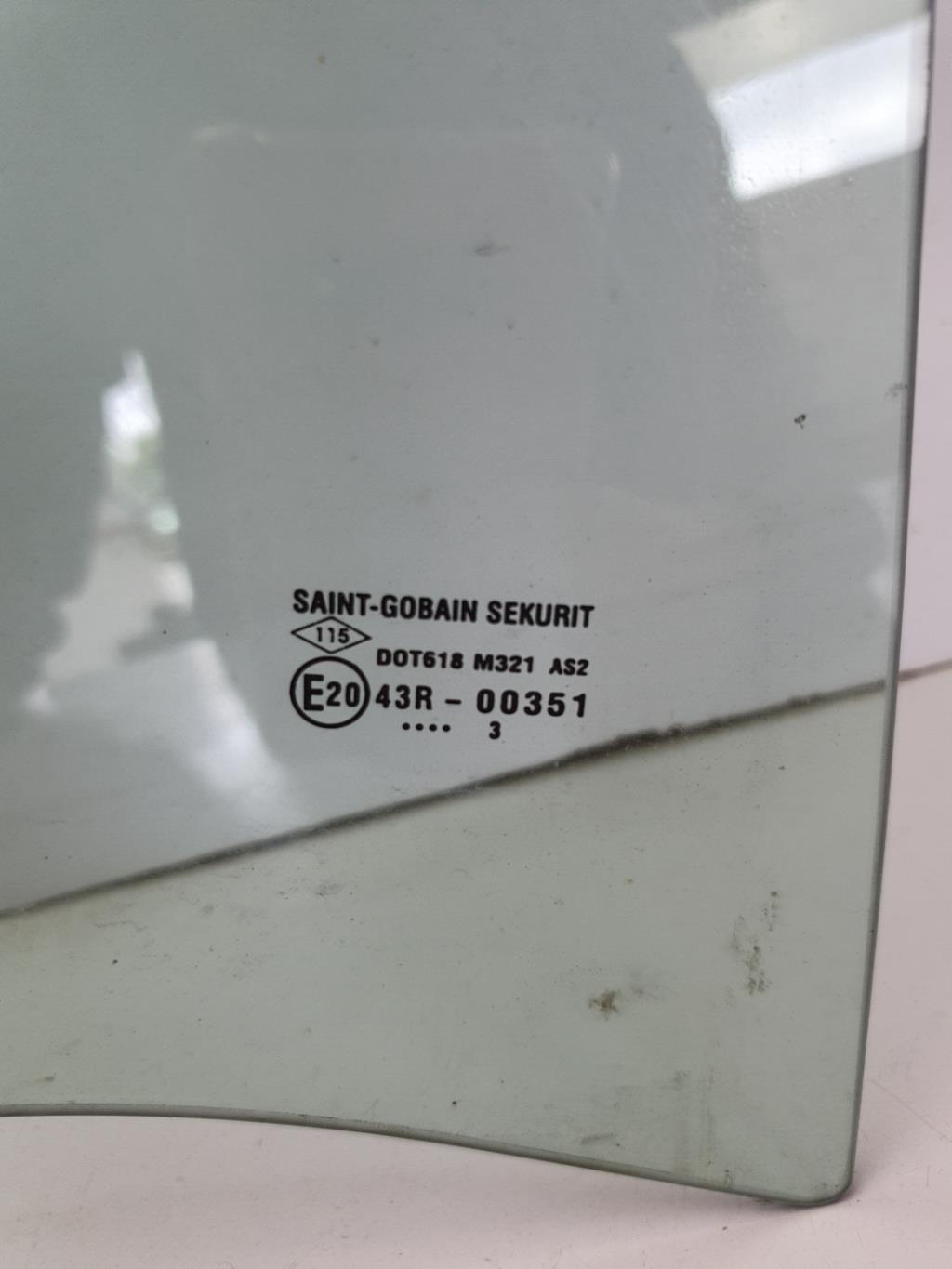 Vitre arriere droit DACIA SANDERO 2 PHASE 1 Diesel - 1