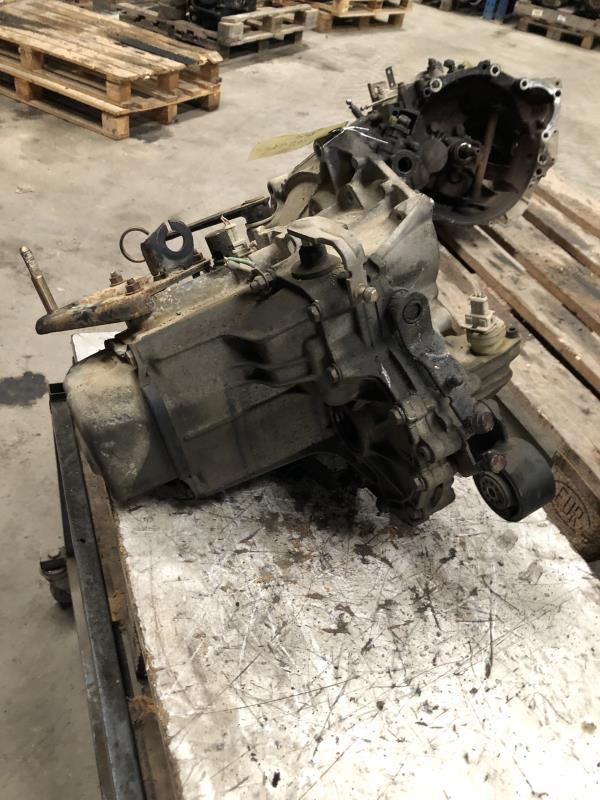 Boite de vitesses PEUGEOT 106 PHASE 1 Essence - 1