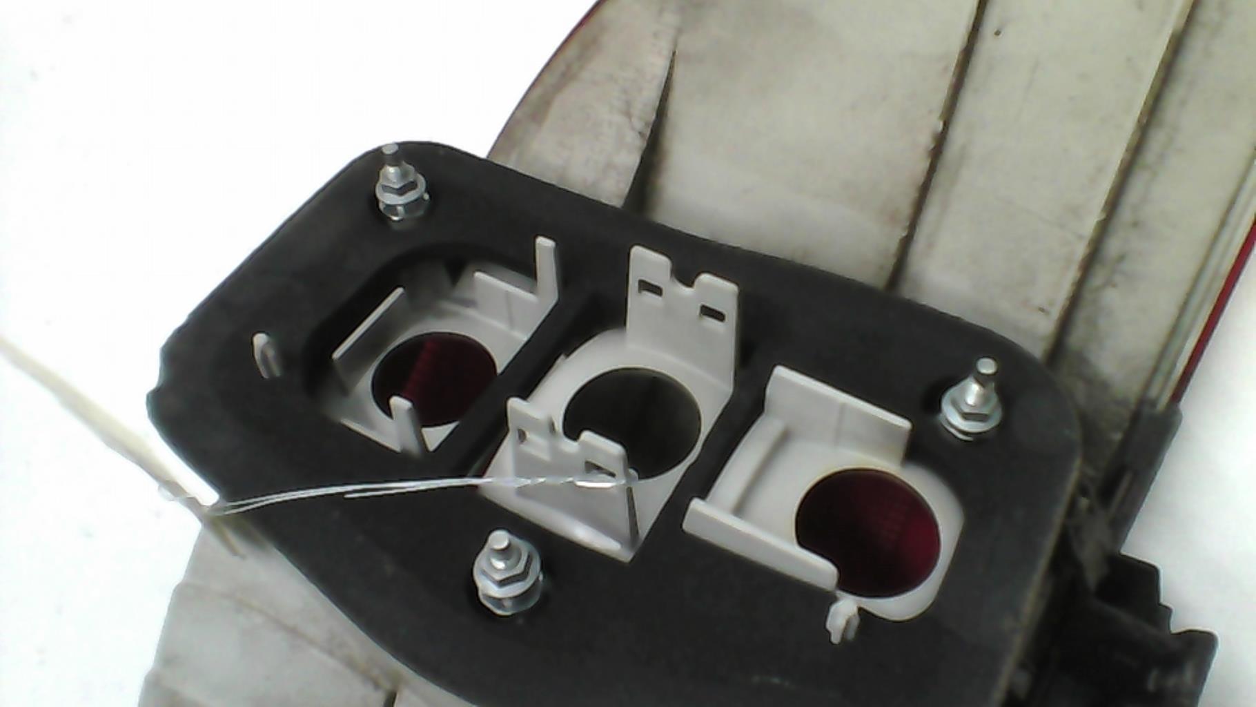 Fanale posteriore principale destro (luci) MERCEDES CLASSE B 245 PHASE 1 Diésel - 1