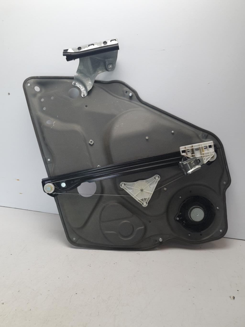 Alzacristalli elettrico posteriore sinistro MERCEDES CLASSE B 245 PHASE 1 Diésel - 1