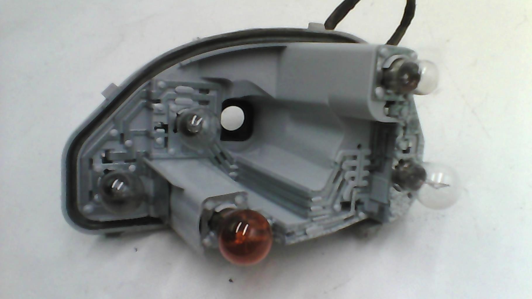 Base portalampade fanale posteriore destro SEAT IBIZA 4 PHASE 1 Diésel - 1