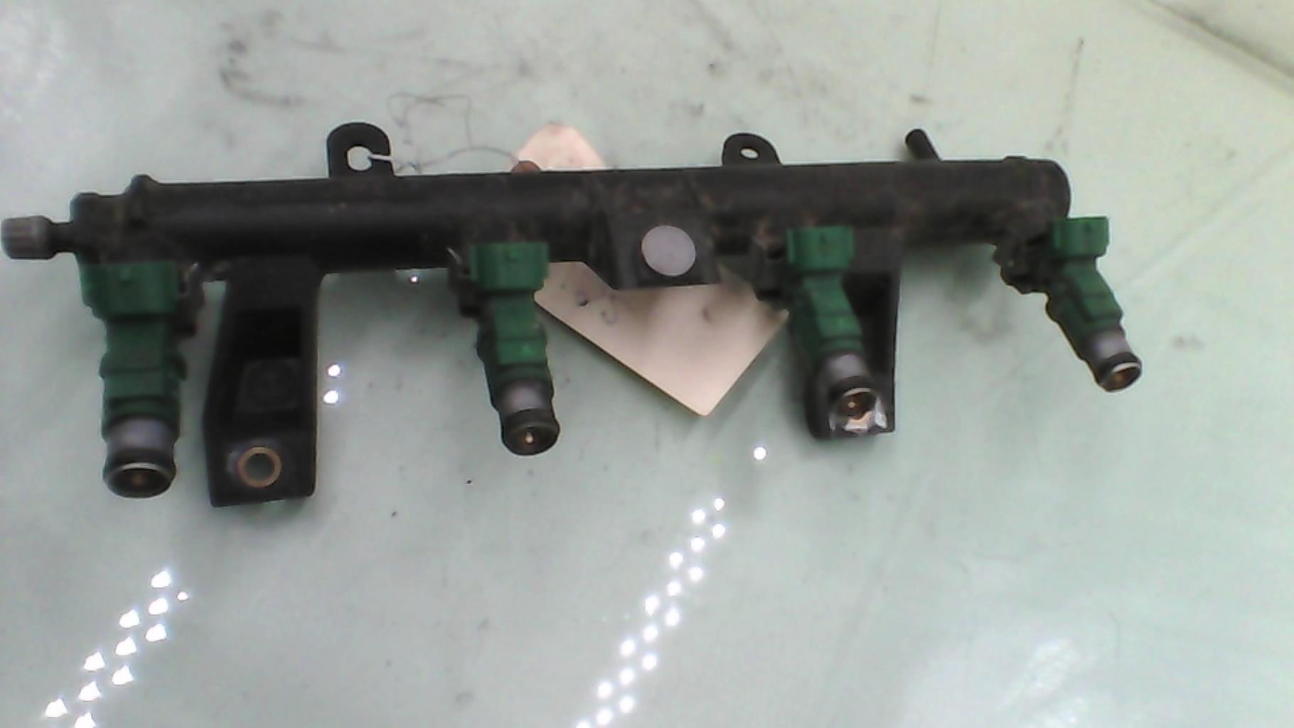 Rampe injection CITROEN C3 PLURIEL PHASE 2 CABRIOLET Essence - 1