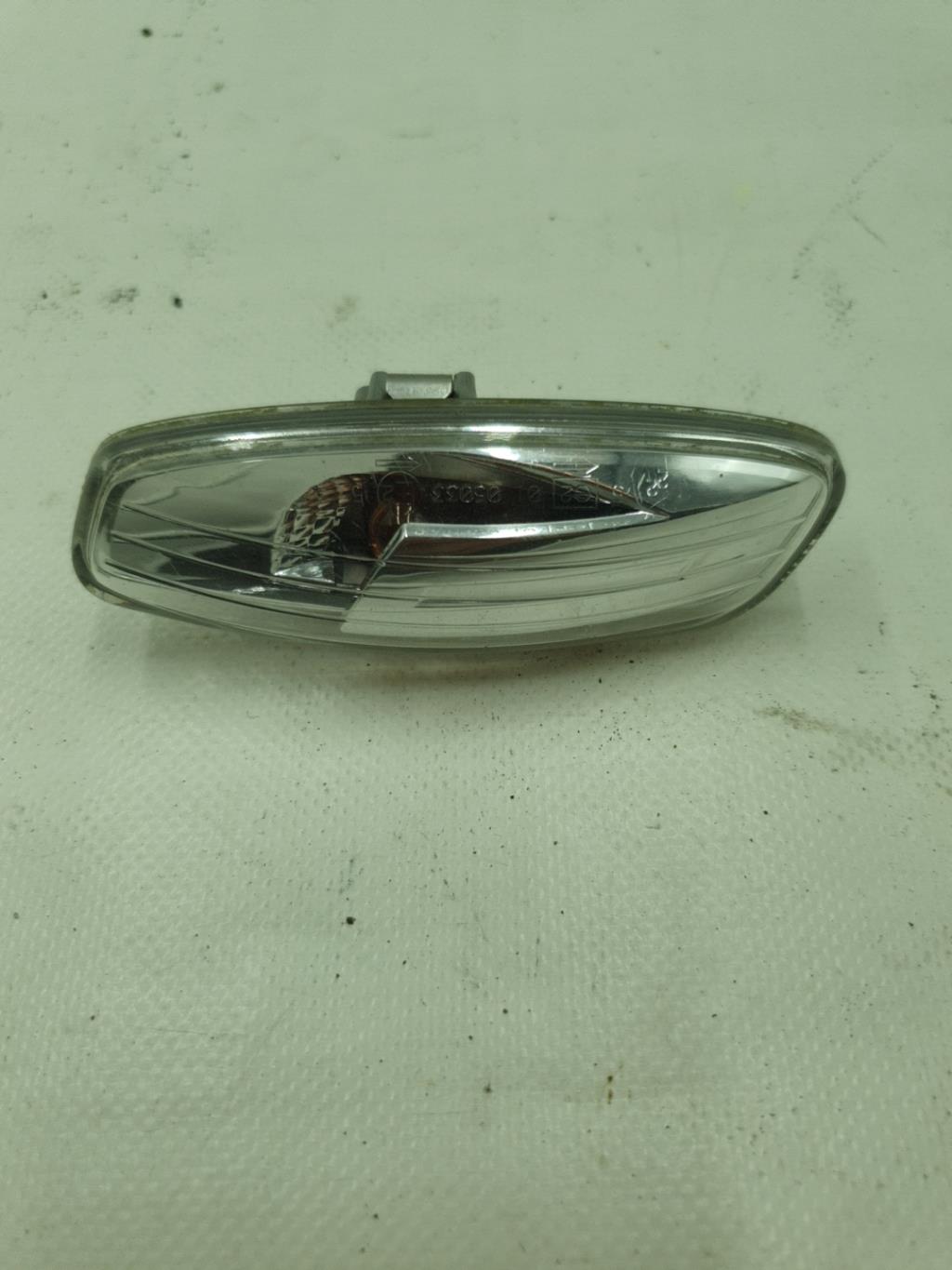 Ripetitore lampeggiante anteriore destro (Luci) PEUGEOT 207 PHASE 1 CABRIOLET Diésel - 1