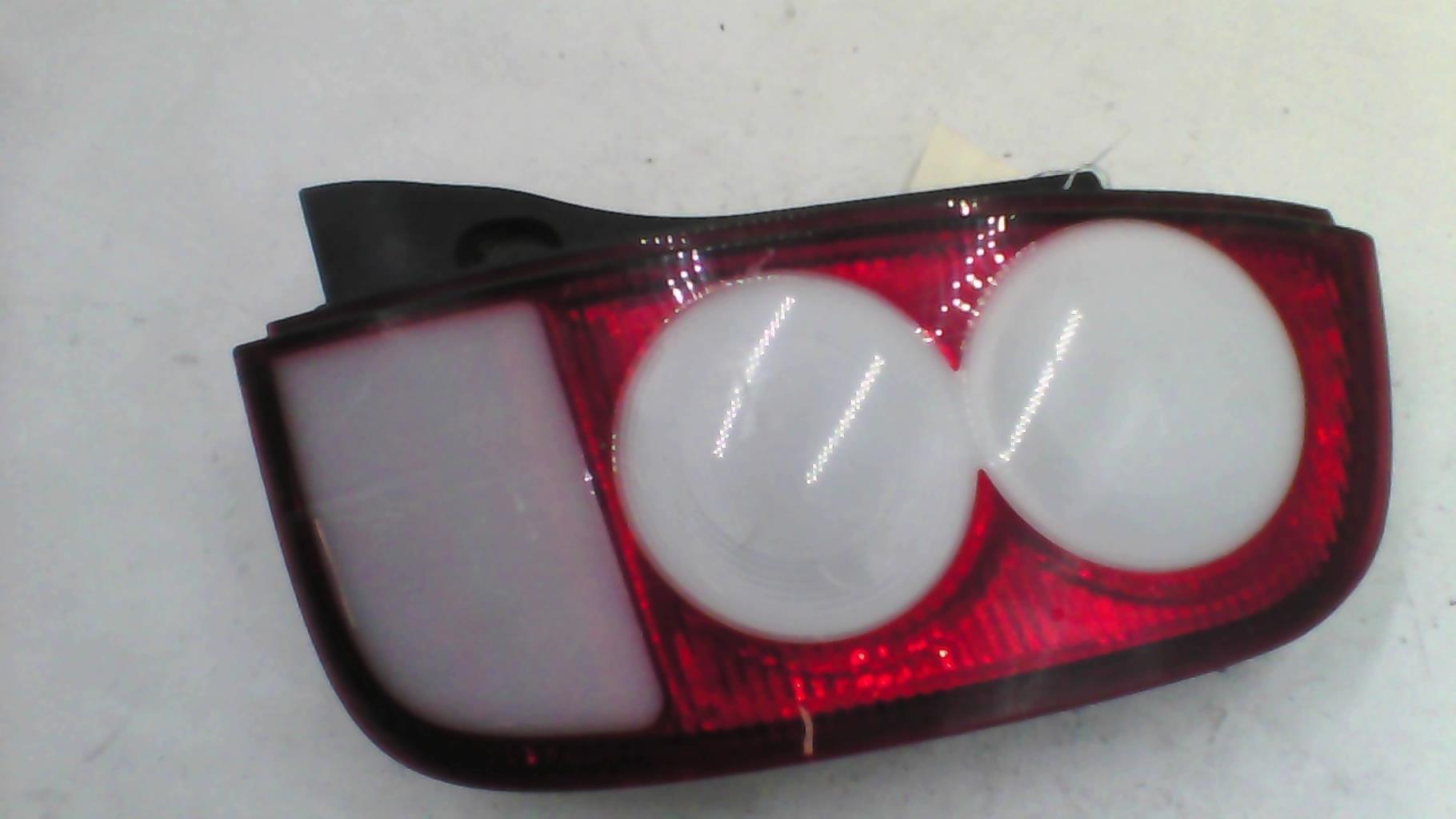 Fanale posteriore principale destro (luci) NISSAN MICRA 3 PHASE 1 Diésel - 1