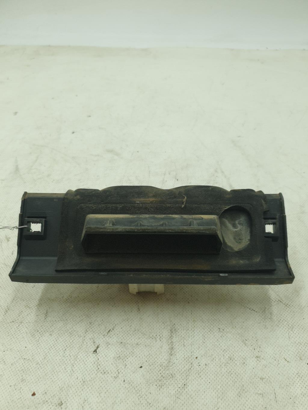 Pulsante del bagagliaio PEUGEOT 206 PHASE 1 Diésel - 1