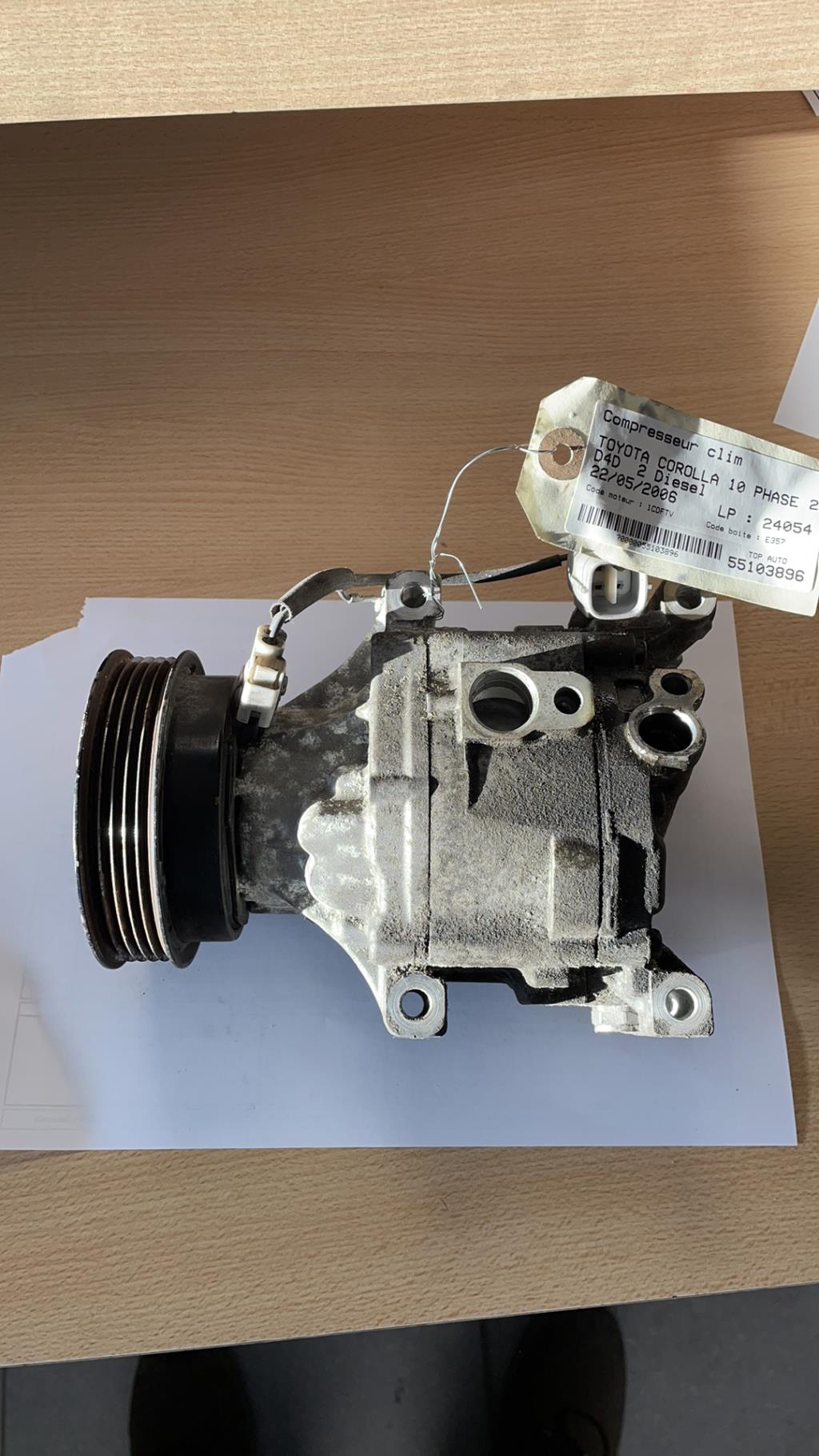 Compresseur clim TOYOTA COROLLA 10 PHASE 2 Diesel - 1