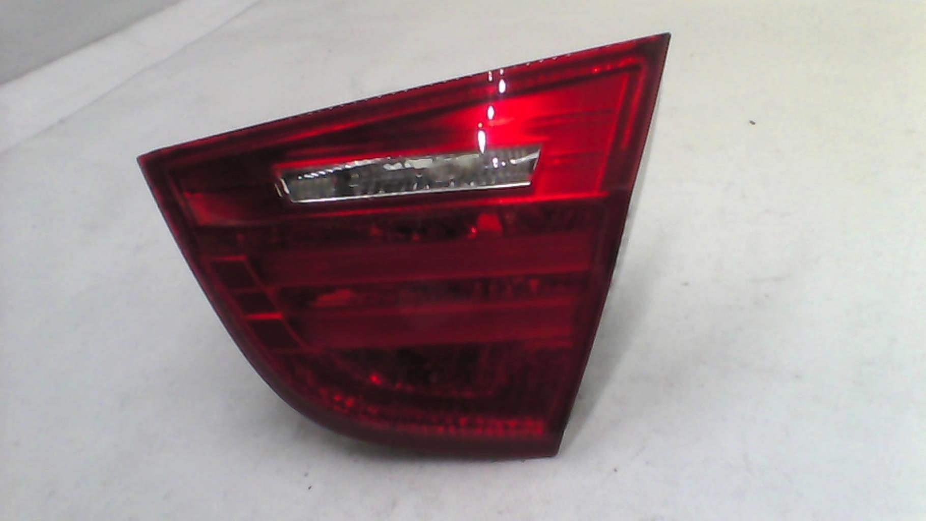 Feu arriere secondaire droit (feux) BMW SERIE 3 E90 PHASE 2 Diesel - 1