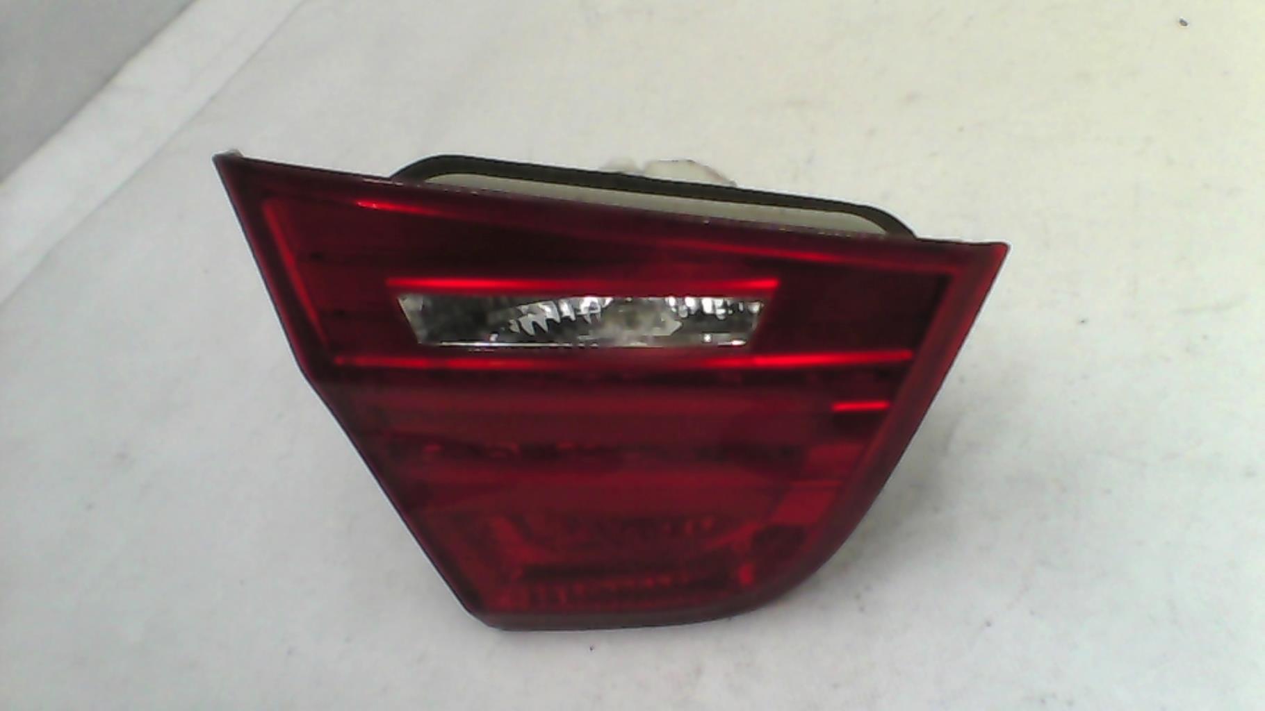 Feu arriere secondaire gauche (feux) BMW SERIE 3 E90 PHASE 2 Diesel - 1