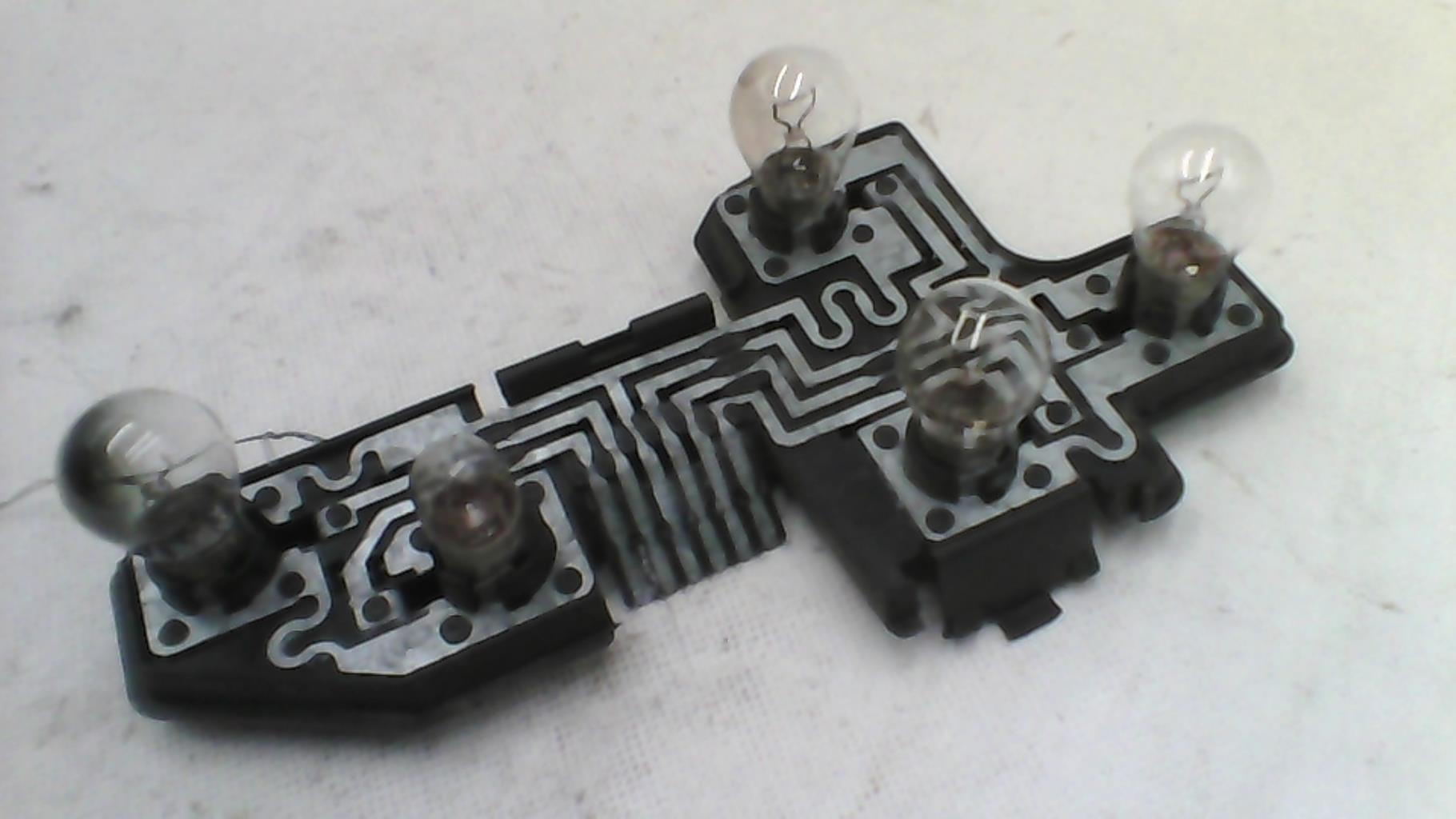 Base portalampade fanale posteriore sinistro OPEL CORSA B PHASE 2 Gasolina - 1