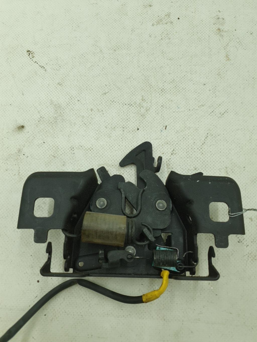 Serrure de capot RENAULT CLIO 4 PHASE 2 Diesel - 1