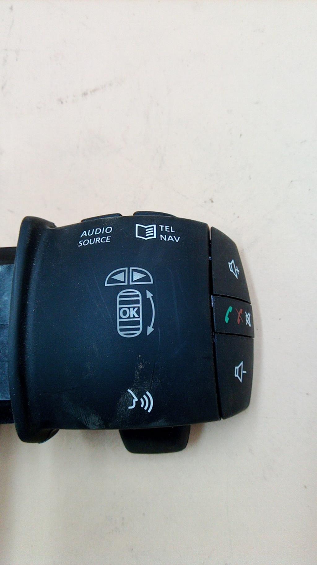 Commande autoradio RENAULT SCENIC 3 PHASE 1 Diesel - 1