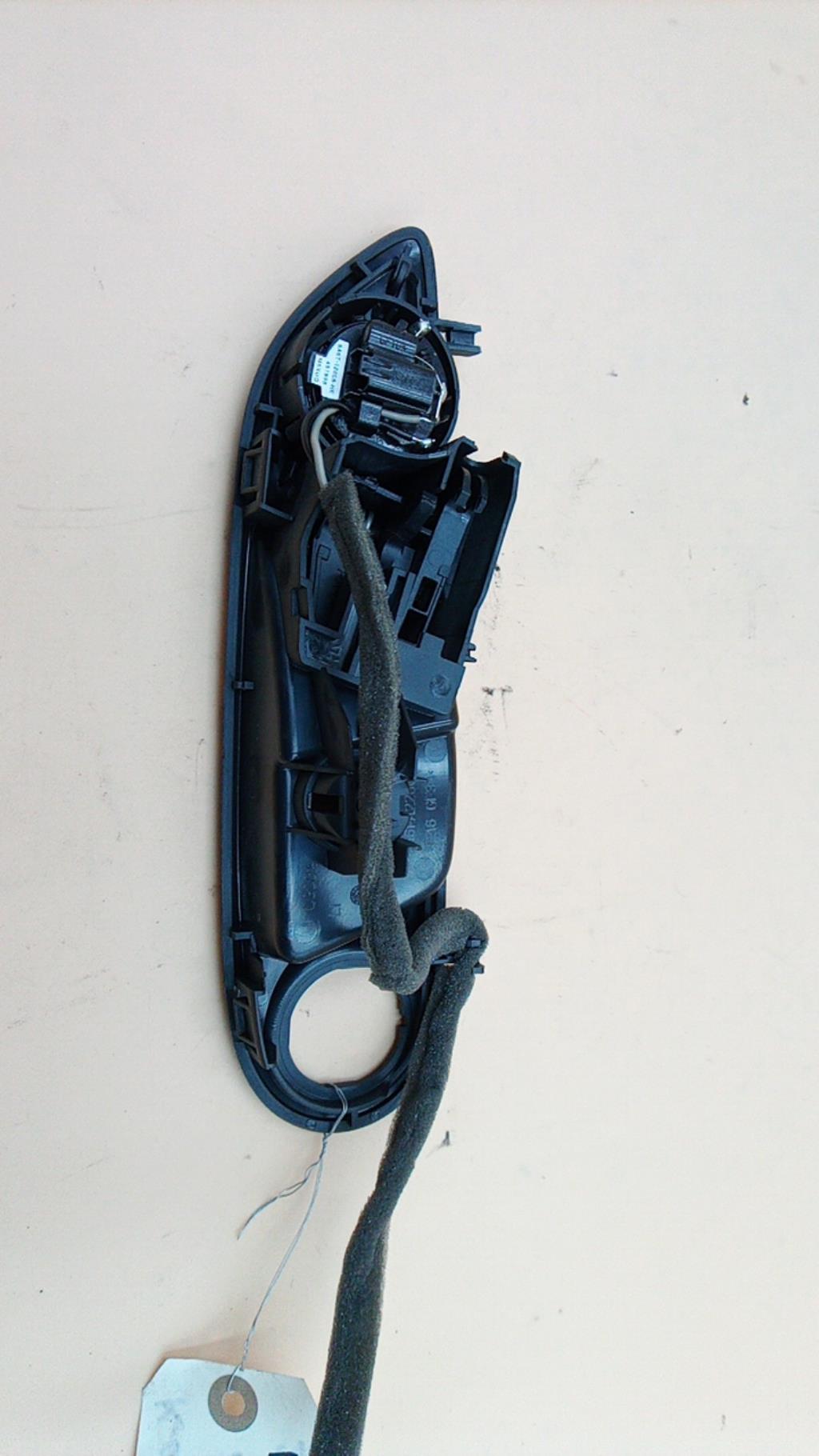 Maniglia interna anteriore sinistra FORD FIESTA 6 PHASE 1 Diésel - 1