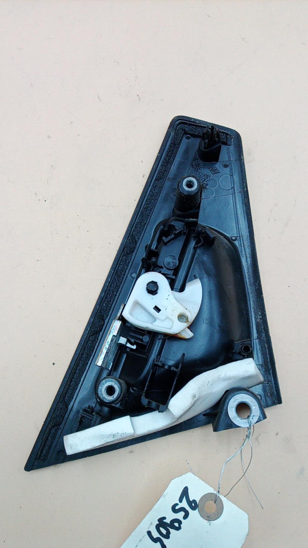 Maniglia portiera posteriore destra RENAULT CLIO 4 PHASE 2 Diésel - 1