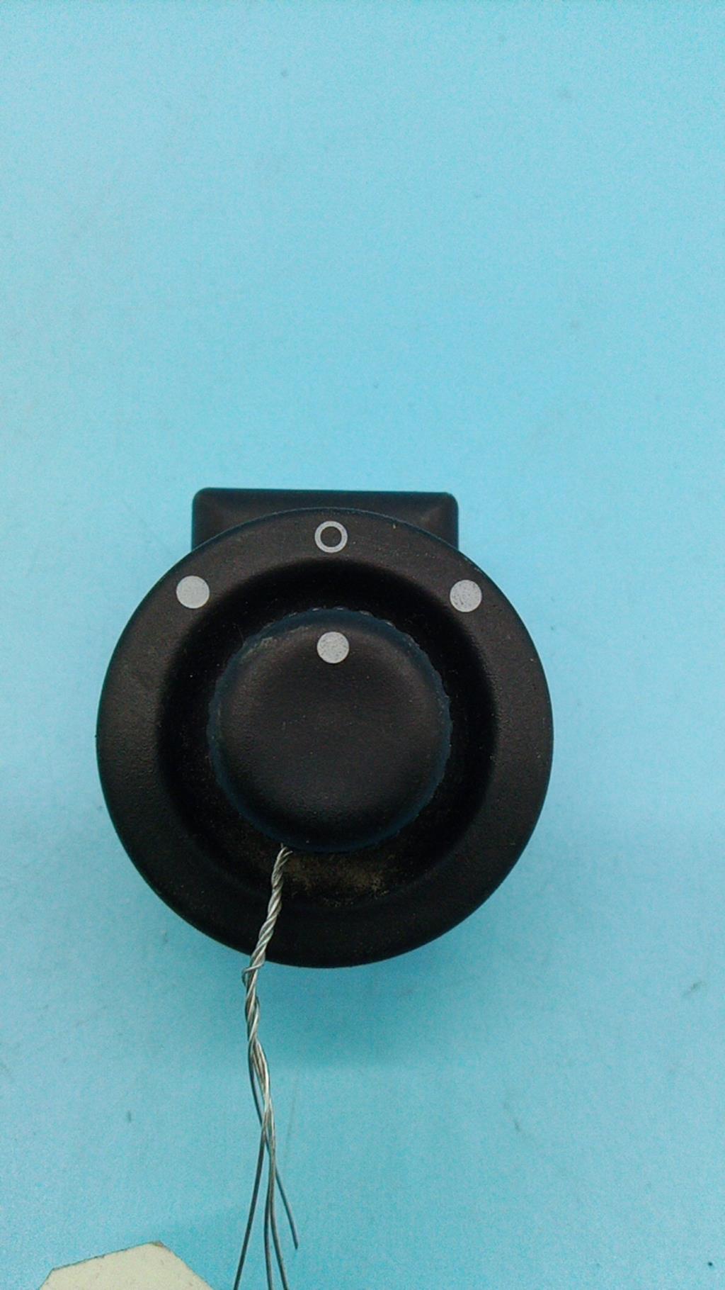 Commande retroviseurs RENAULT CLIO 3 PHASE 1 Essence - 1