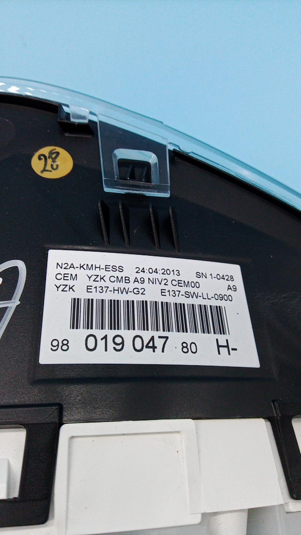 Compteur PEUGEOT 208 1 PHASE 1 Essence - 1