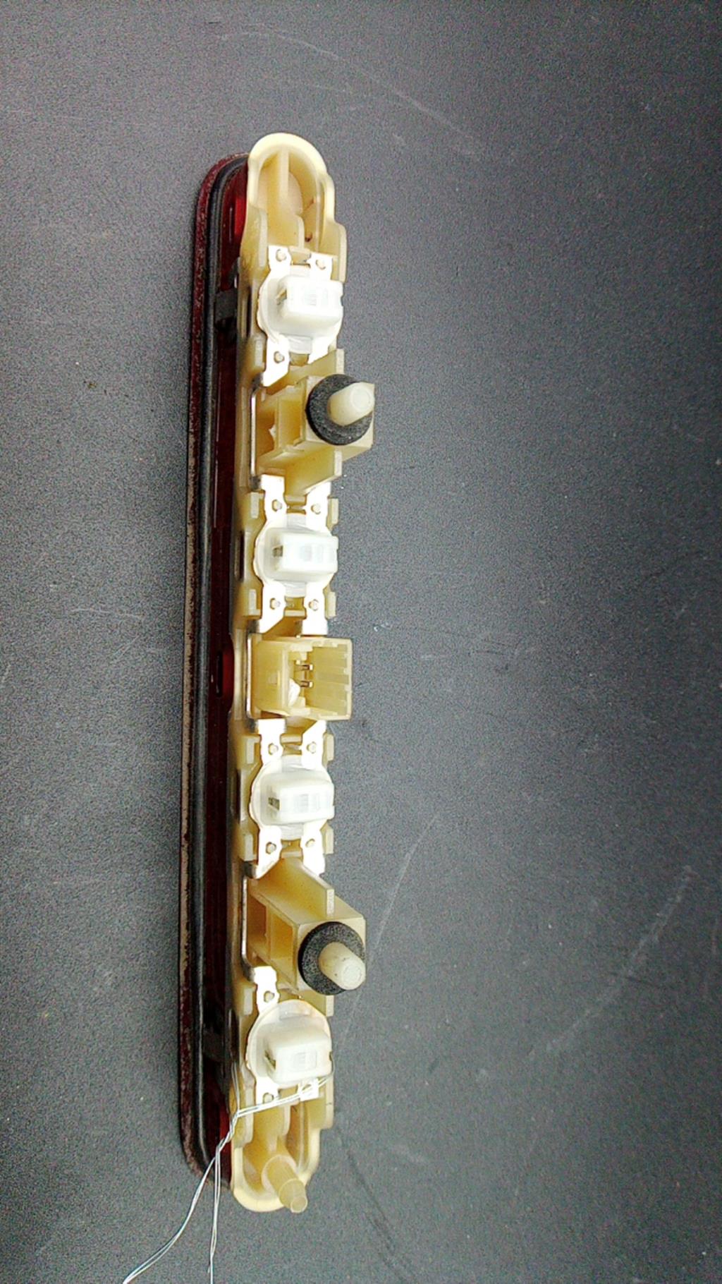 Luce stop centrale PEUGEOT 207 Diésel - 1