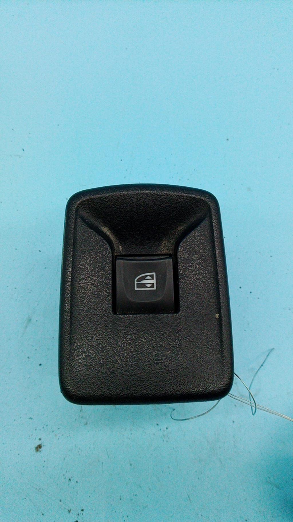 Interruttore lavacristalli posteriore sinistro DACIA LODGY PHASE 1 Gasolina - 1