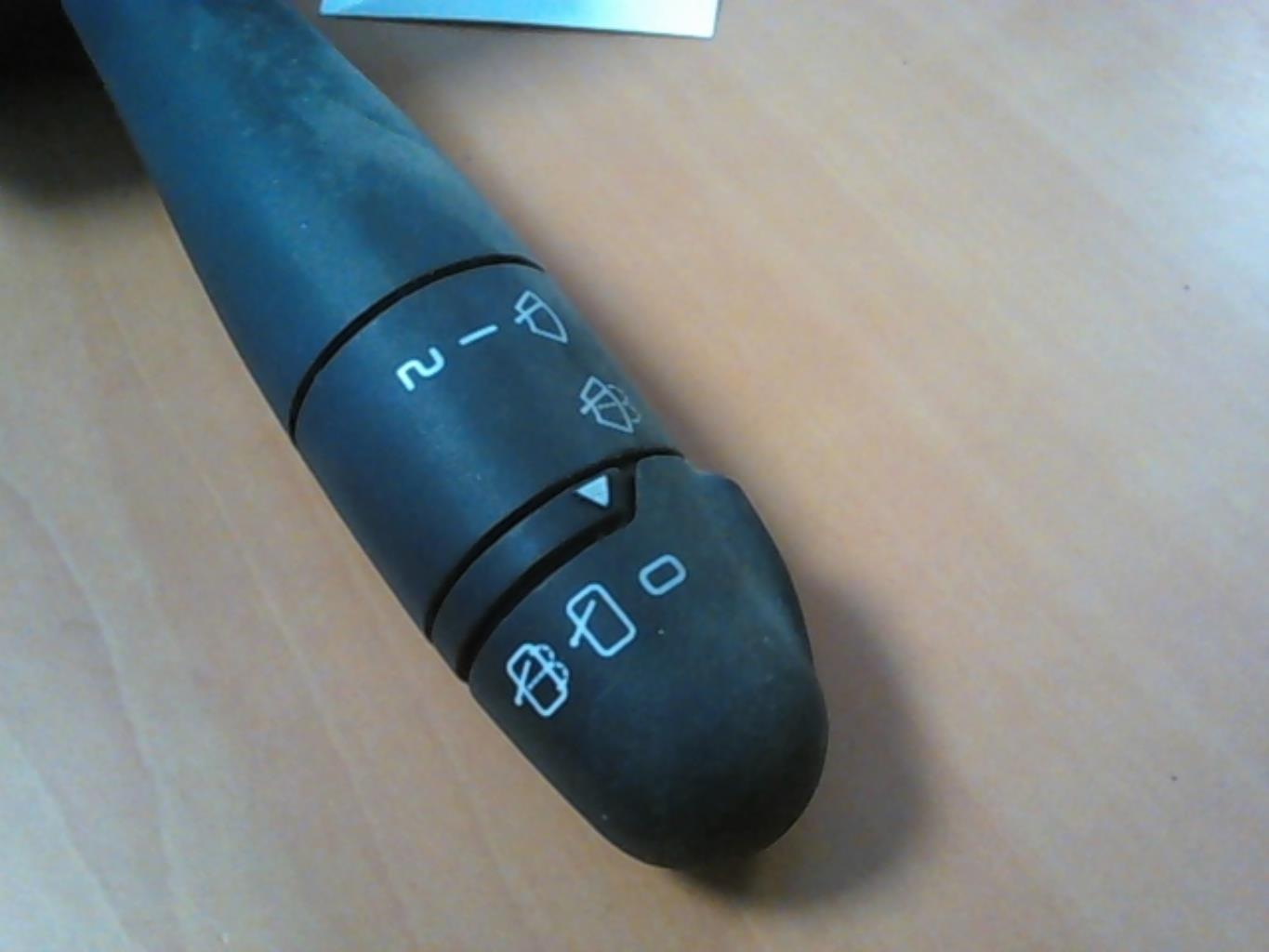 Commodo d'essuie glaces RENAULT CLIO 2 PHASE 2 Diesel - 1