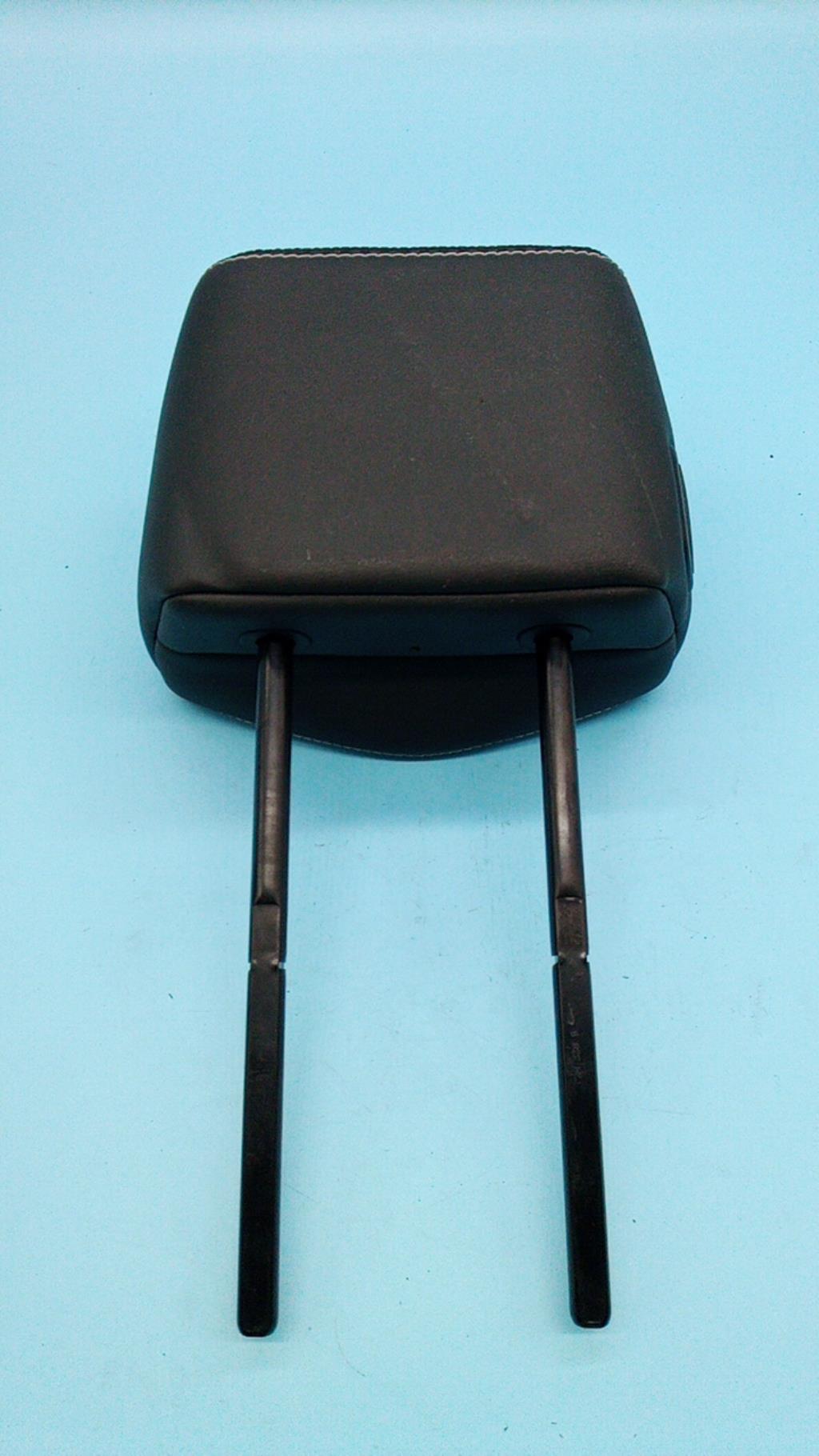 Appui tete avant RENAULT CLIO 3 PHASE 2 Diesel - 1