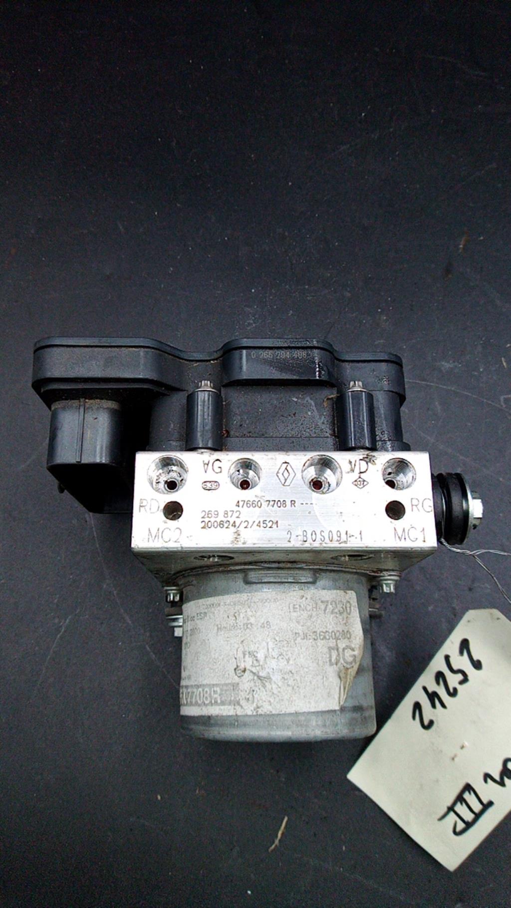 Bloc ABS (freins anti-blocage) RENAULT MASTER 3 PHASE 3 Diesel - 1