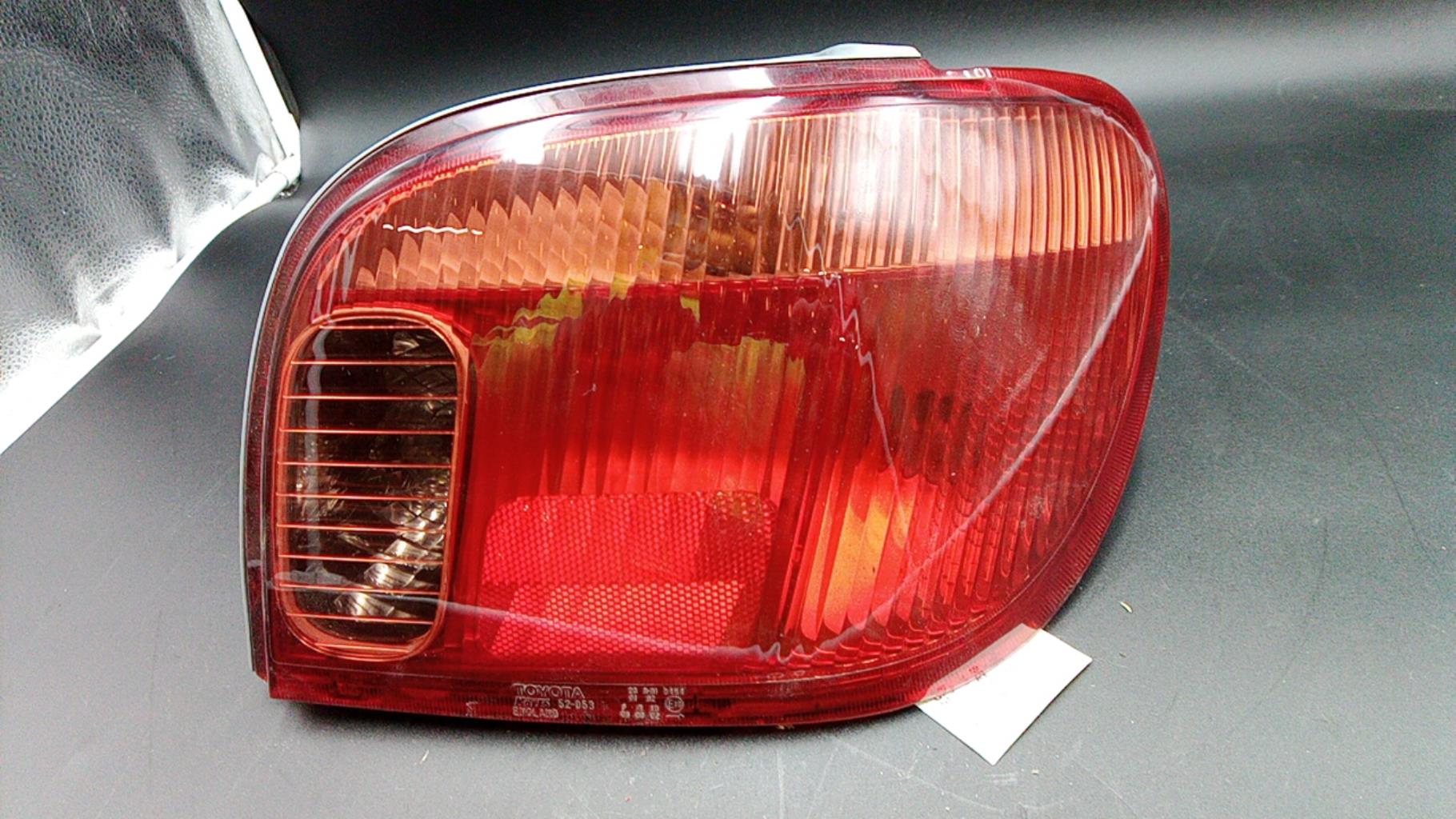 Fanale posteriore principale destro (luci) TOYOTA YARIS 1 PHASE 2 Gasolina - 1