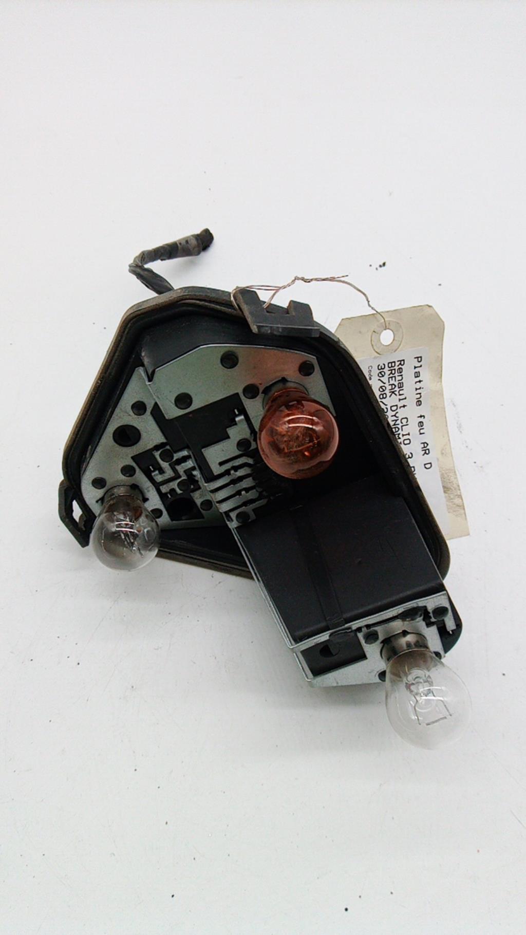 Base portalampade fanale posteriore destro RENAULT CLIO 3 PHASE 2 BREAK Diésel - 1