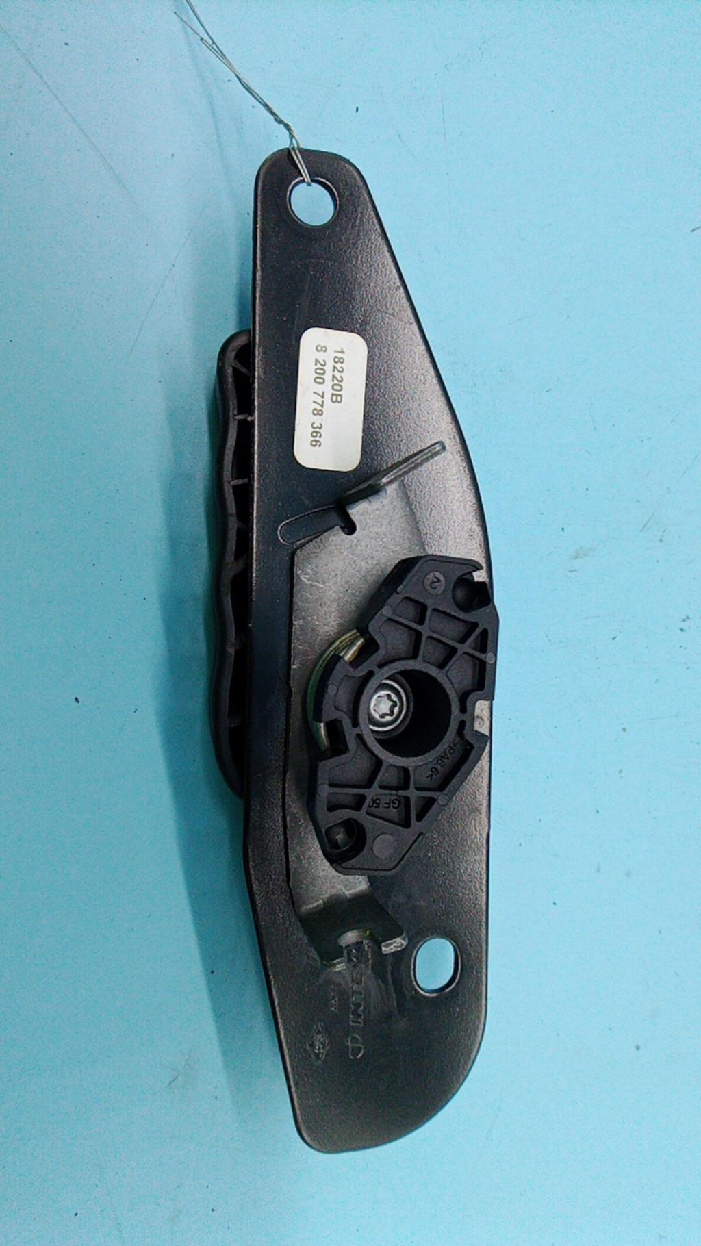 Maniglia interna porta bagagliaio sinistra RENAULT MASTER 3 PHASE 3 Diésel - 1