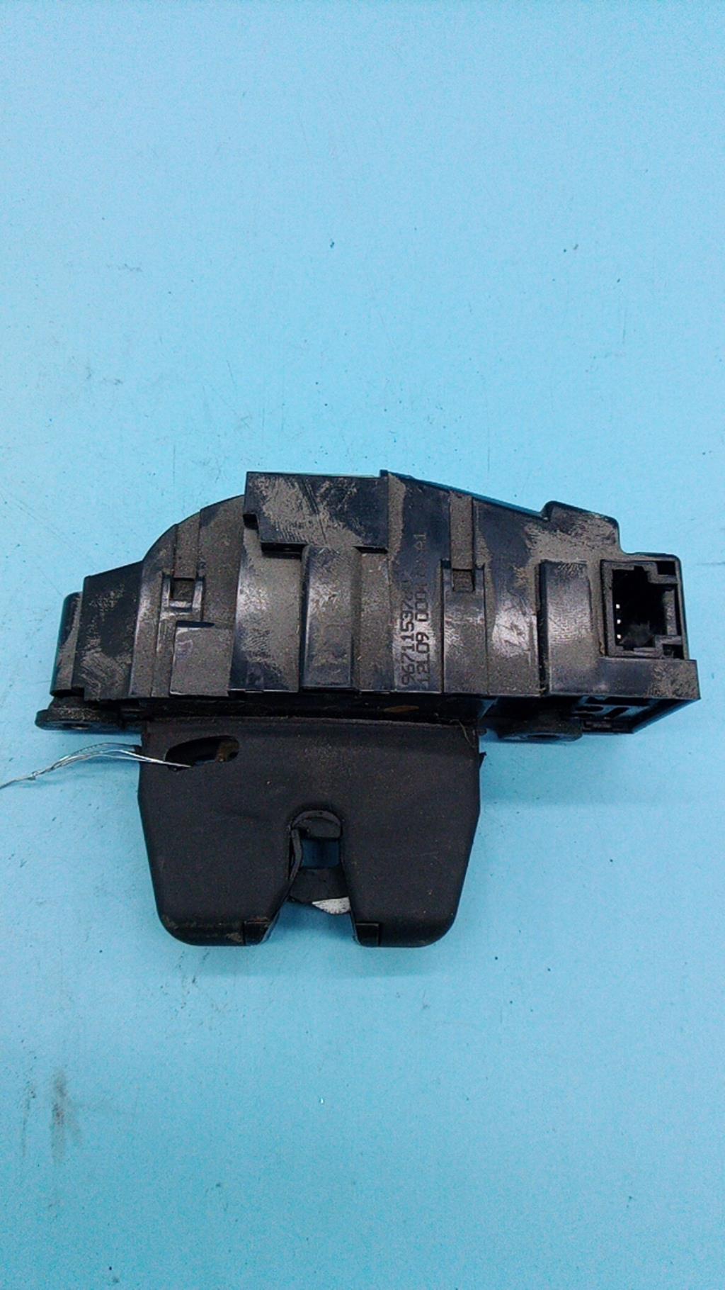 Serrure de hayon CITROEN C5 2 BREAK Diesel - 1