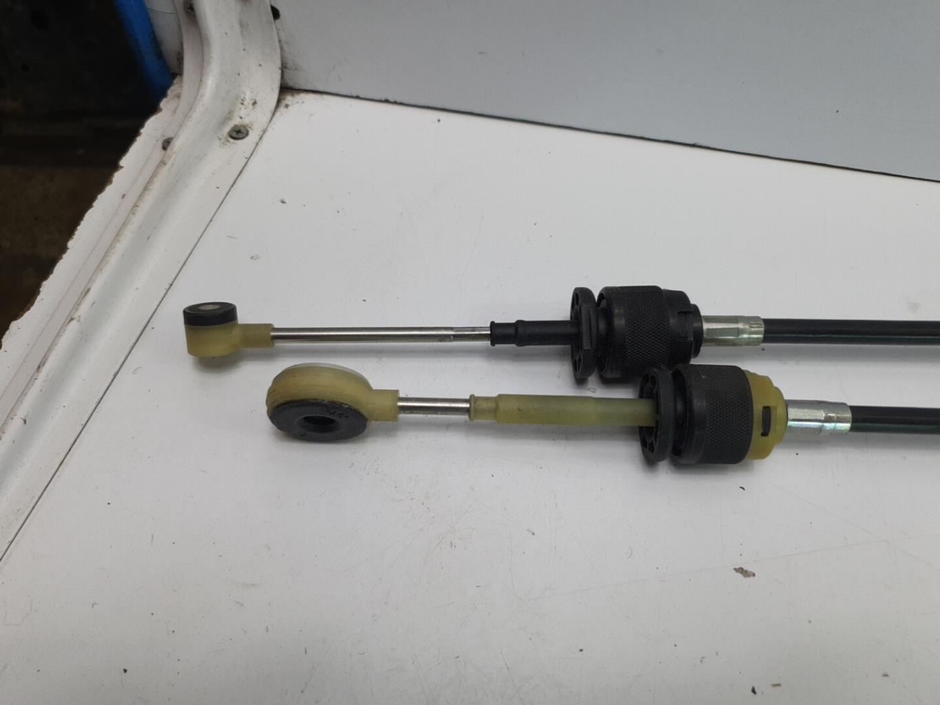 Cable levier de vitesses FORD FOCUS 3 PHASE 1 Essence - 1