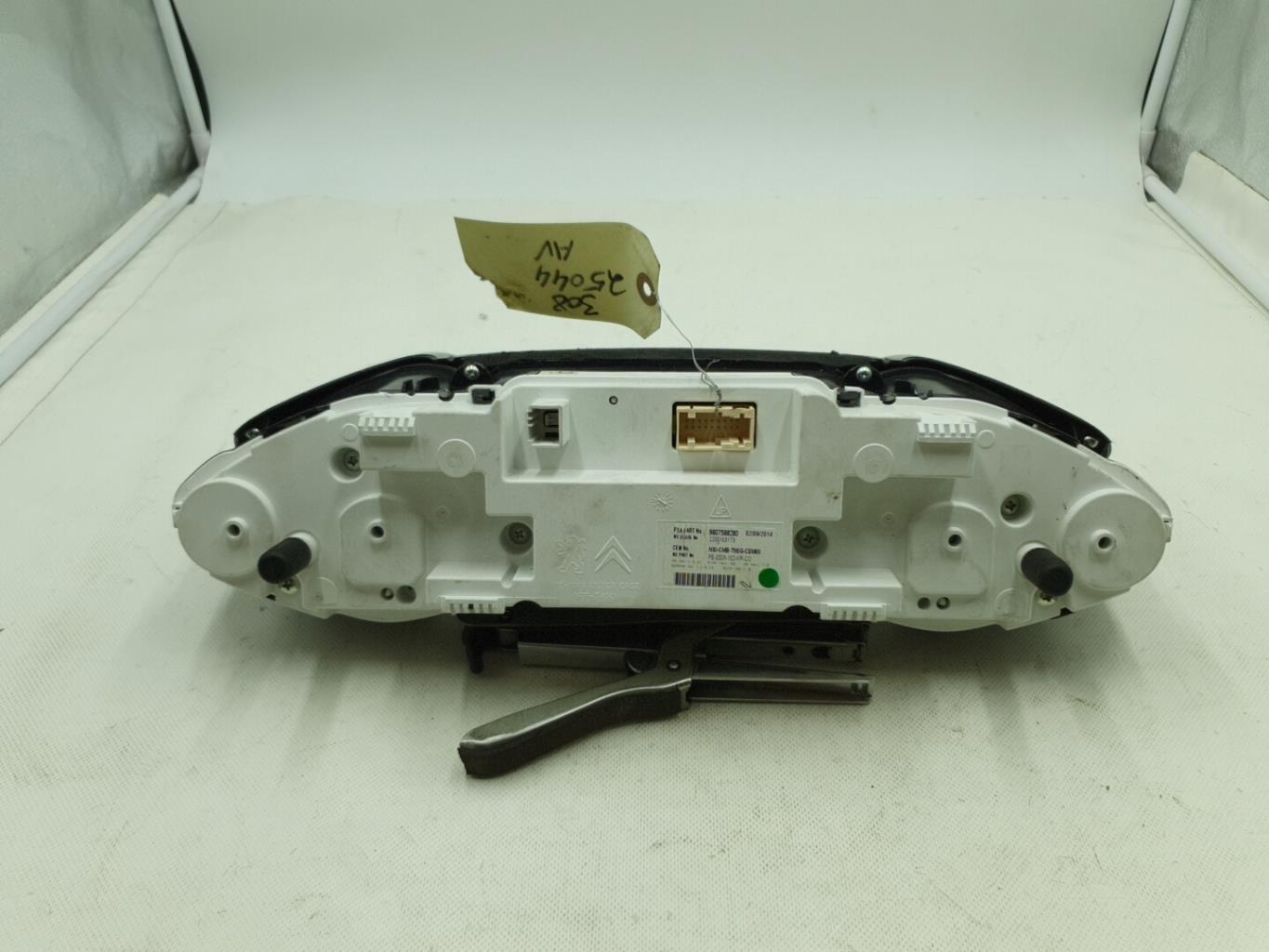 Compteur PEUGEOT 308 2 PHASE 1 Diesel - 1