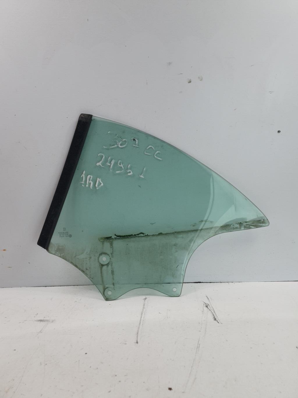 Custode arriere droit PEUGEOT 307 PHASE 1 CABRIOLET Essence - 1