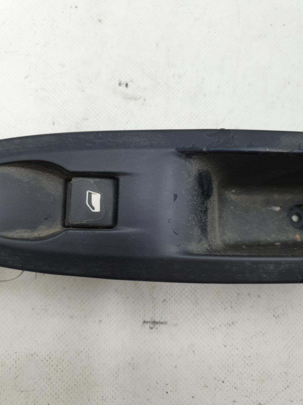 Interruttore lavacristalli posteriore sinistro CITROEN C4 2 PHASE 1 Diésel - 1