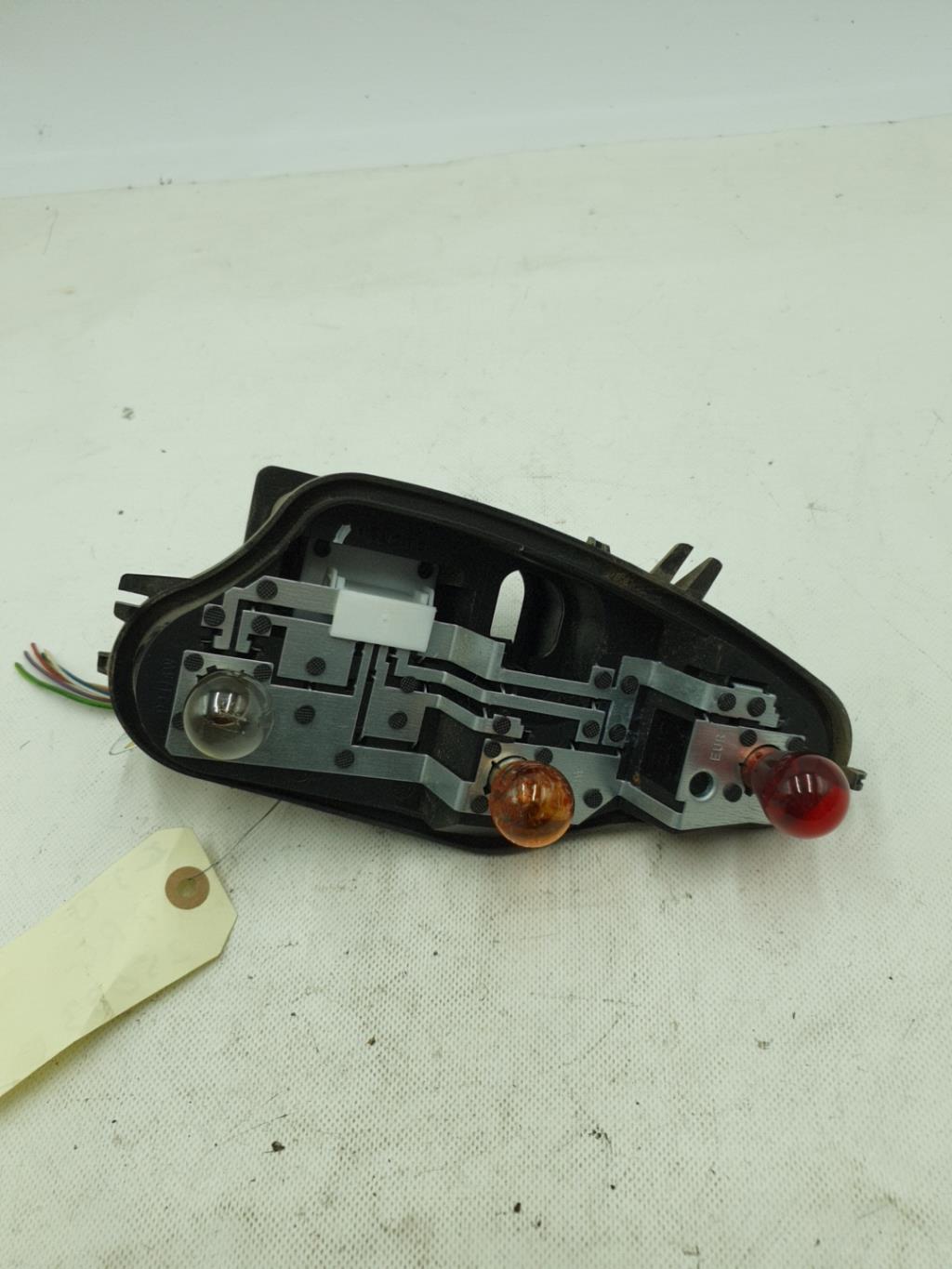 Base portalampade fanale posteriore sinistro CITROEN C3 2 PHASE 1 Gasolina - 1