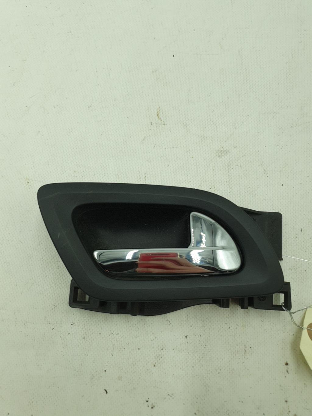 Maniglia interna posteriore destra PEUGEOT 308 1 SW PHASE 1 BREAK Diésel - 1