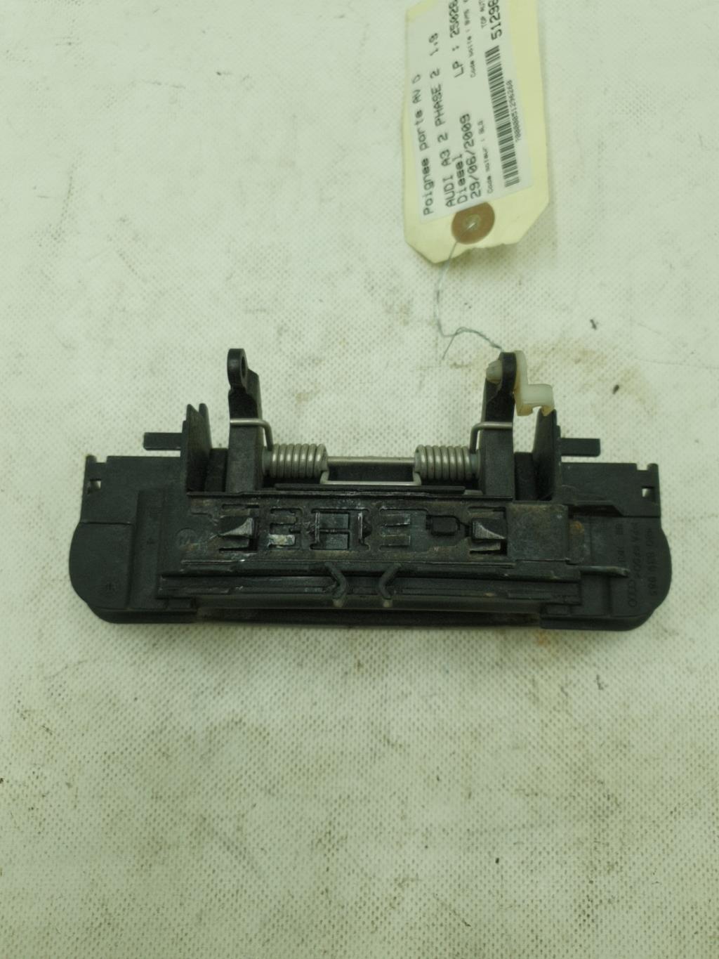 Maniglia portiera anteriore destra AUDI A3 2 PHASE 2 Diésel - 1