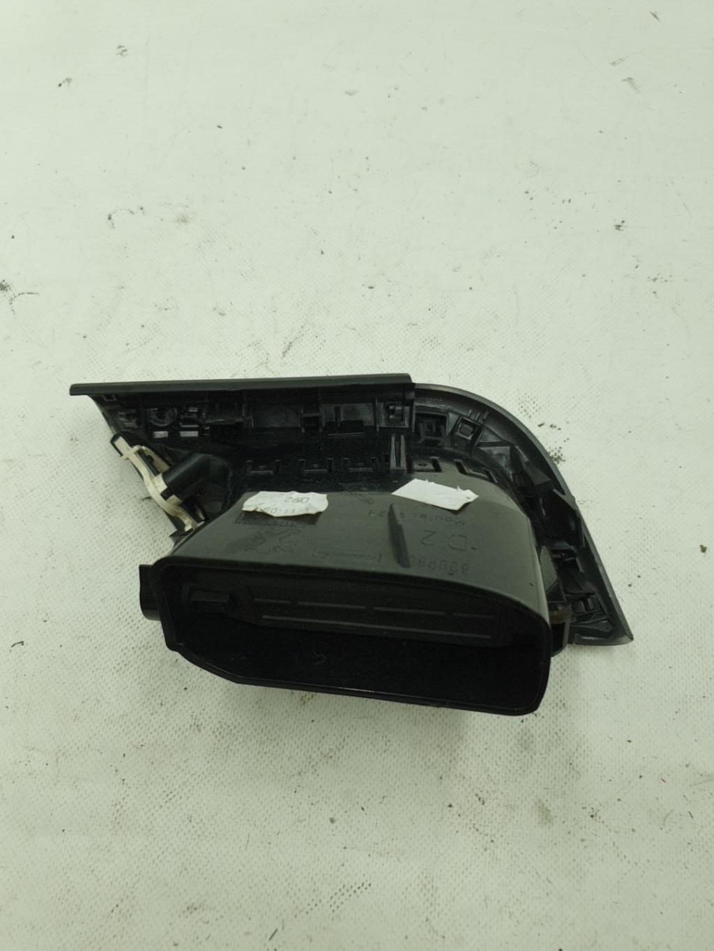 Bocchetta aerazione cruscotto anteriore destra PEUGEOT 207 Diésel - 1